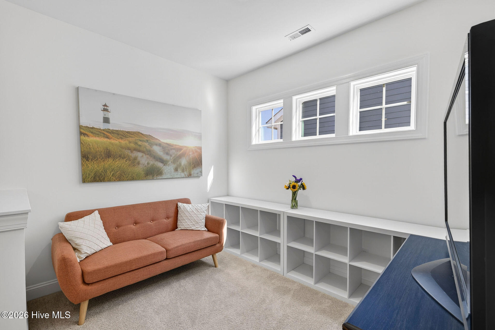 100554120 | Photo 37