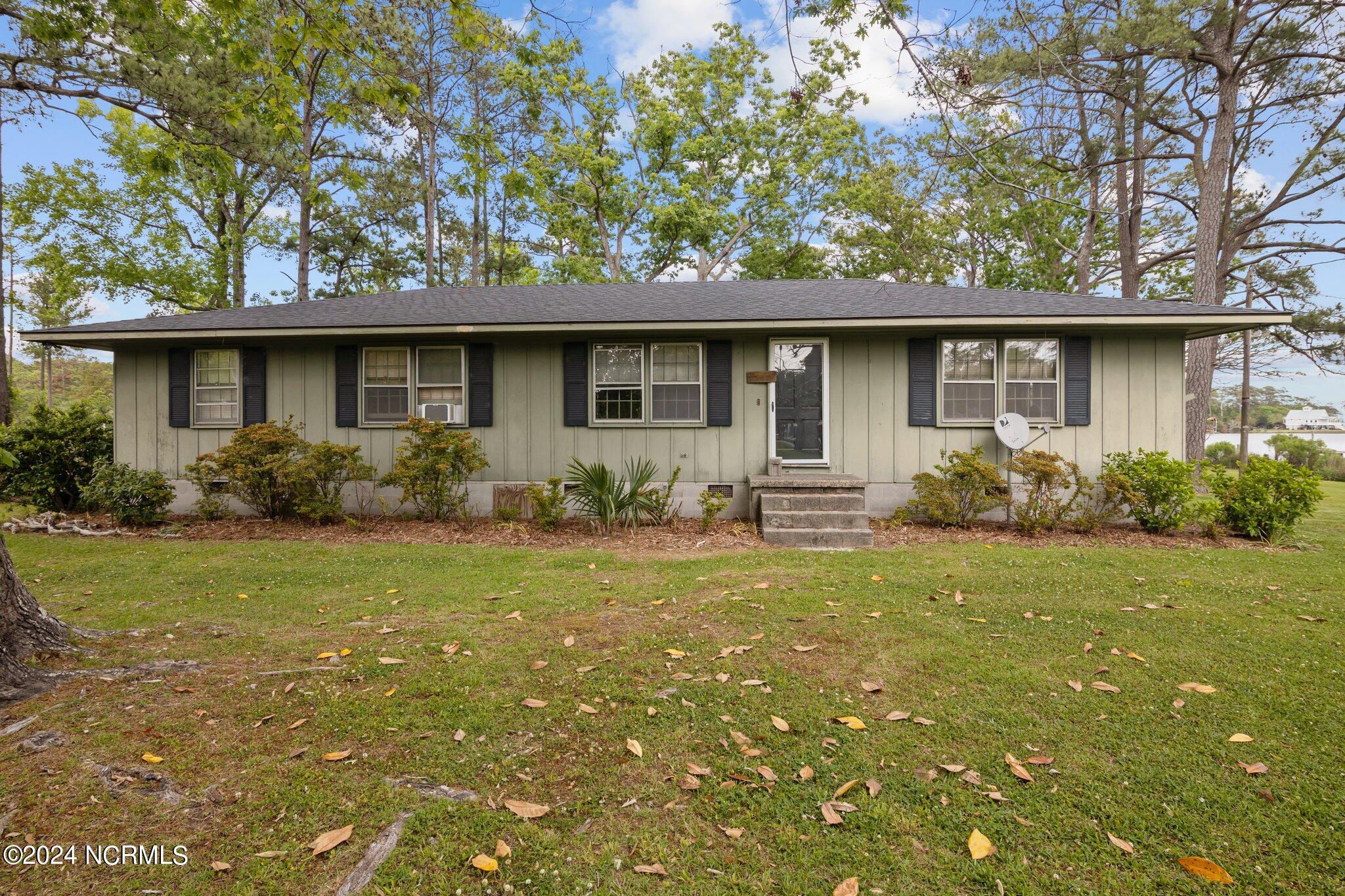 1210 Neuse Drive, Oriental, NC, 28571