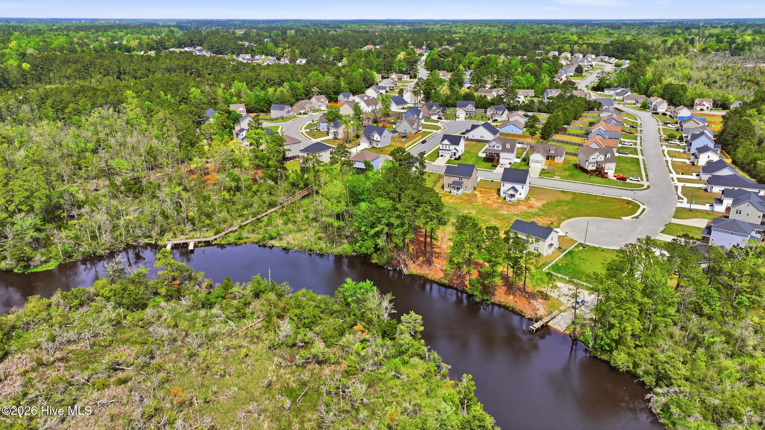 100566143 | Photo 57