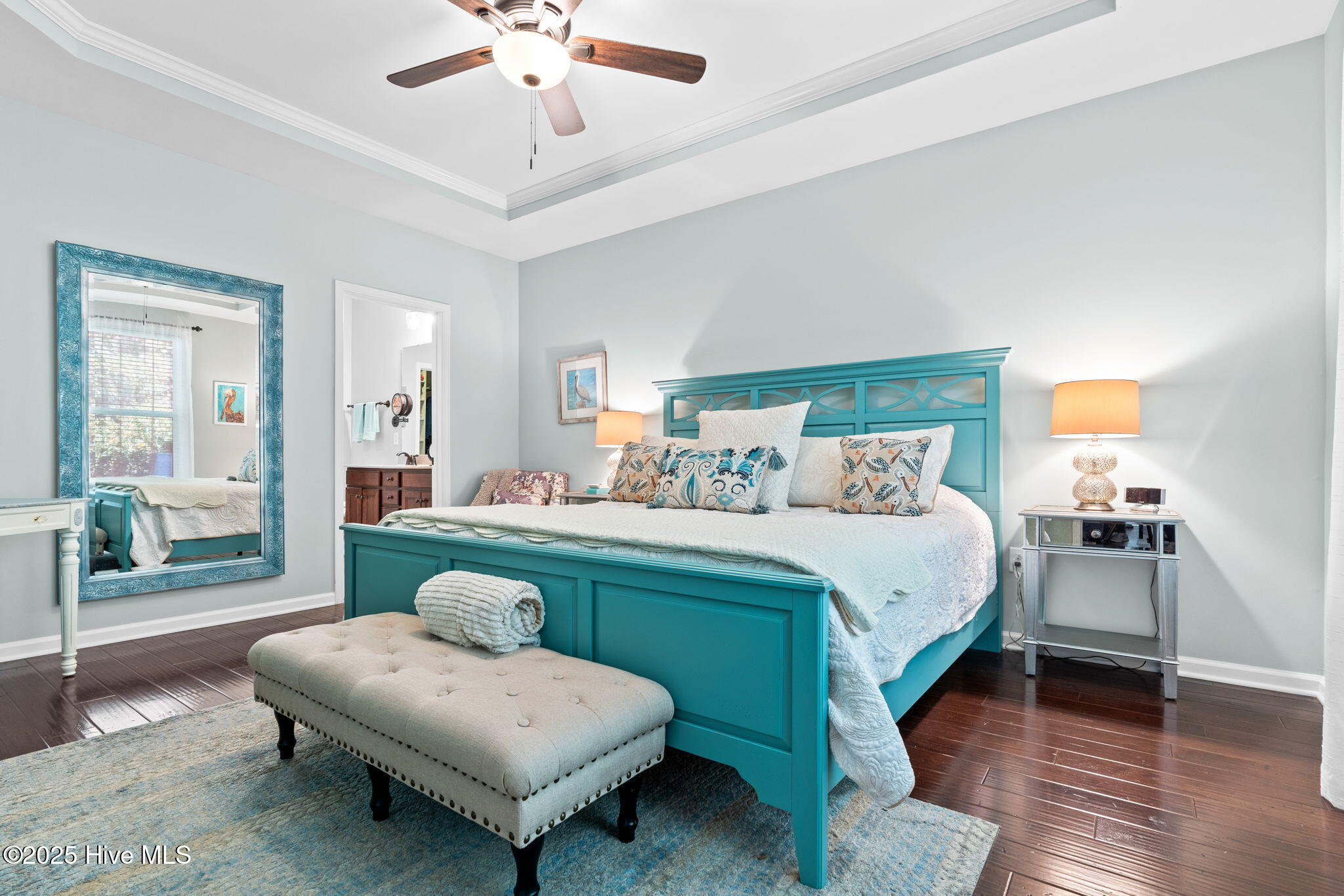 100543770 | Photo 21