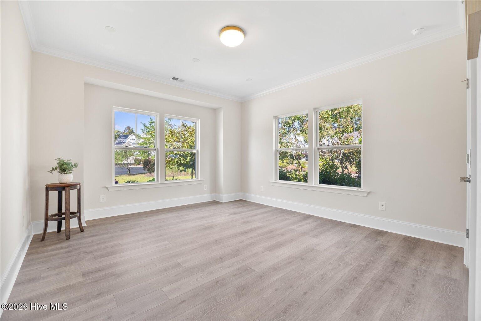 100555417 | Photo 29