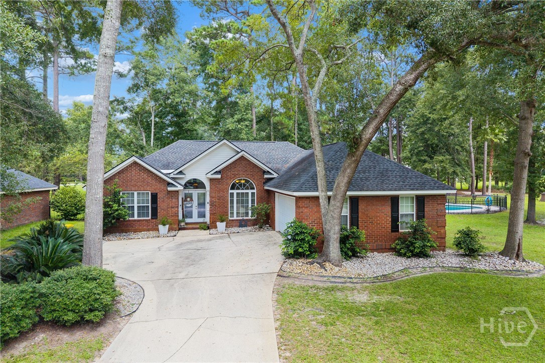 Single family home for sale at 43 Heron View Ct, Richmond Hill, GA 31324 | MLS# SA364255
