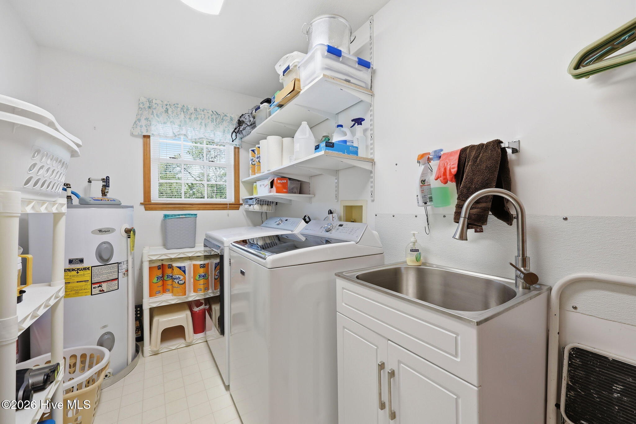 1556 Laundry Room
