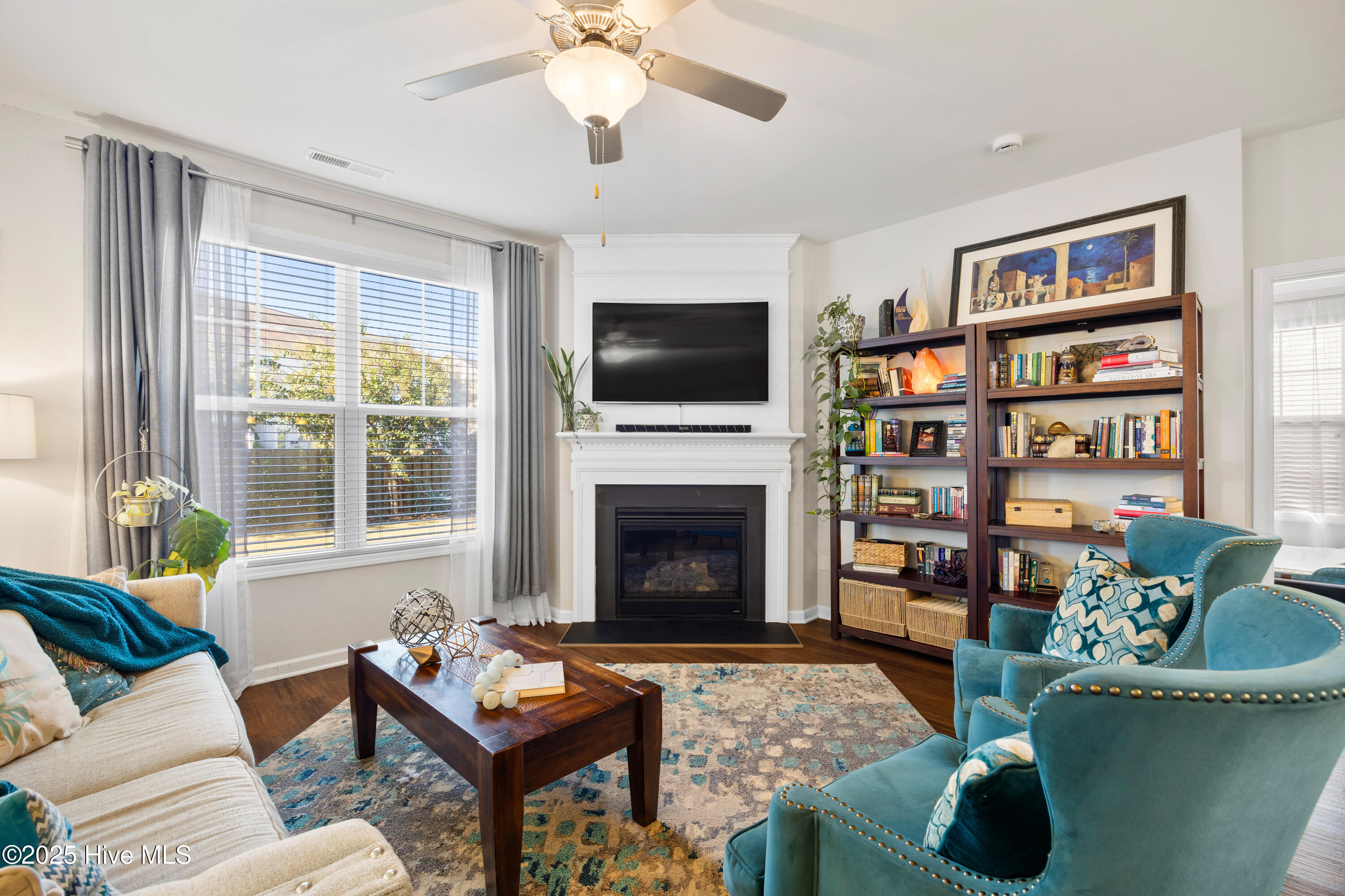 100534608 | Photo 16