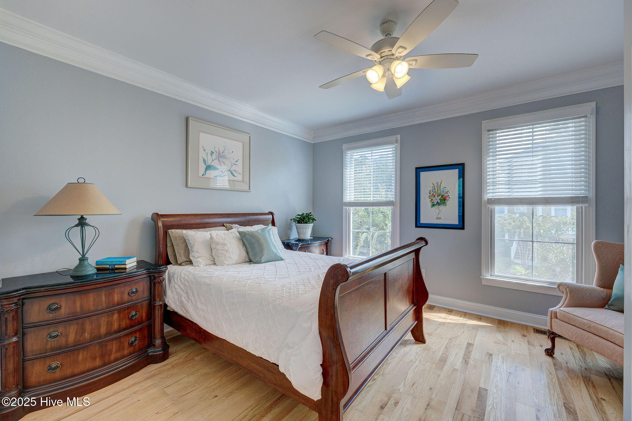 100533949 | Photo 27