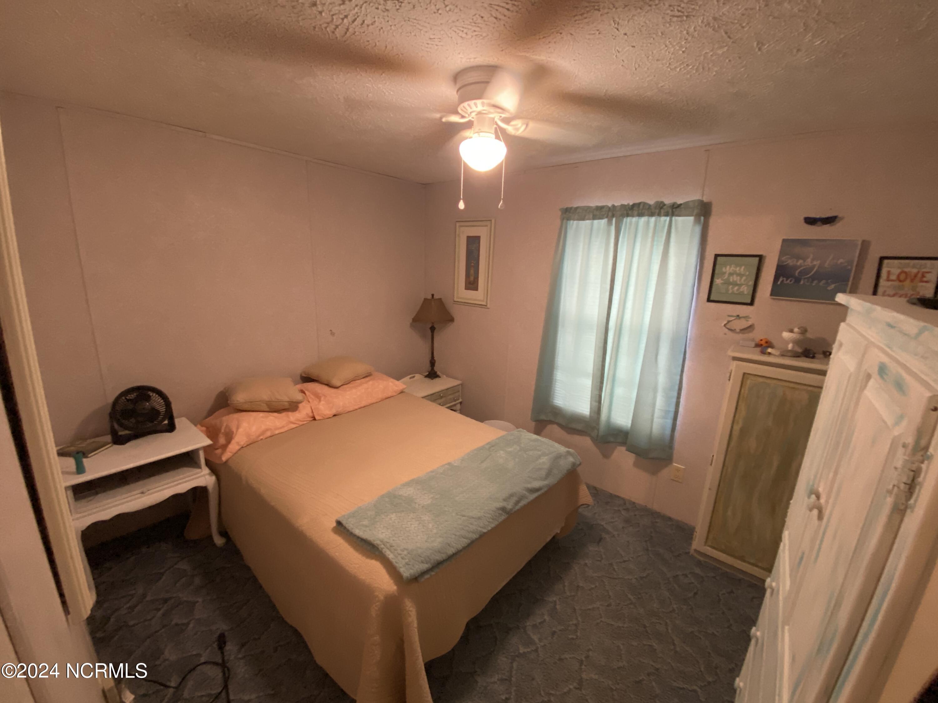 100460932 | Photo 22