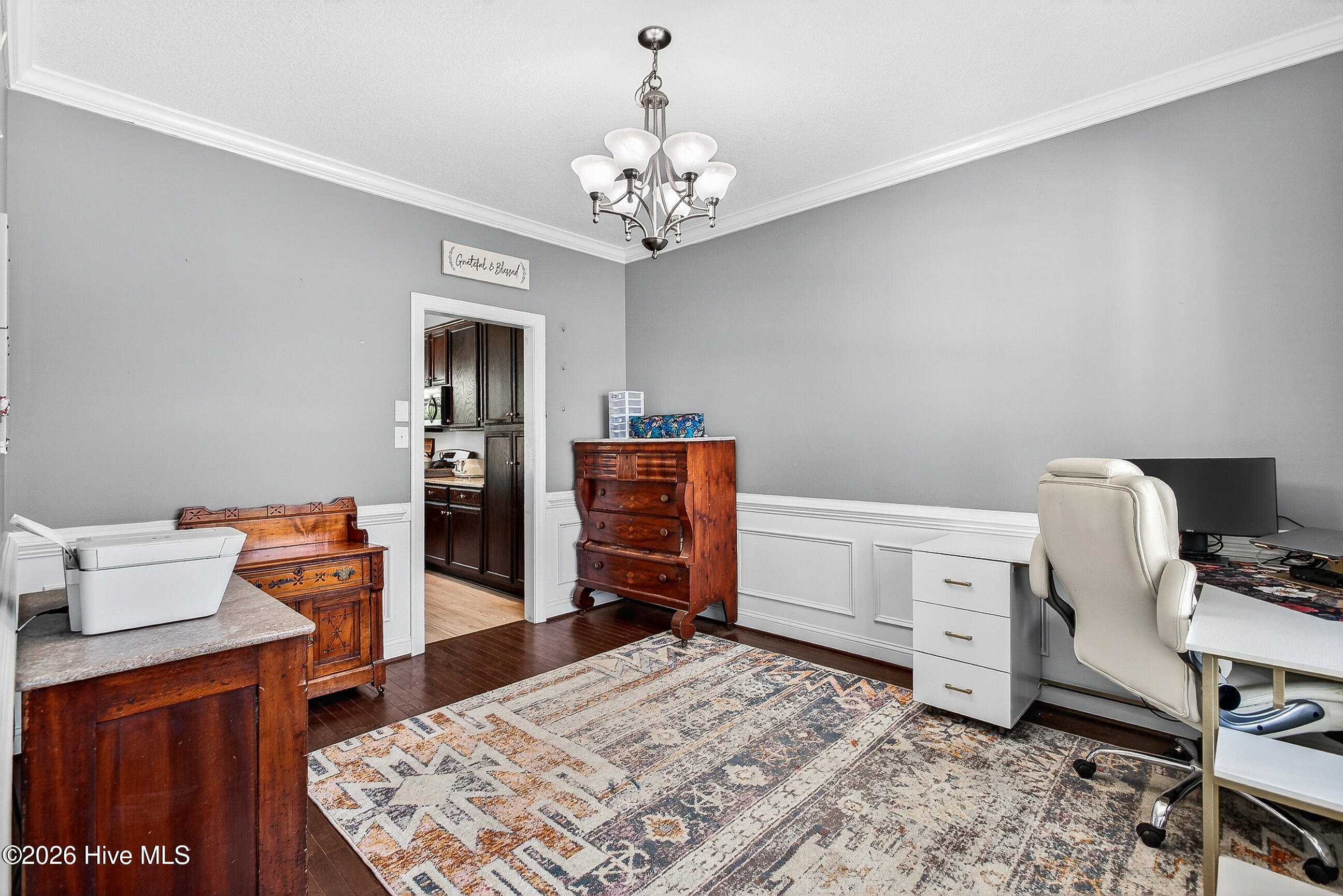 100568368 | Photo 20