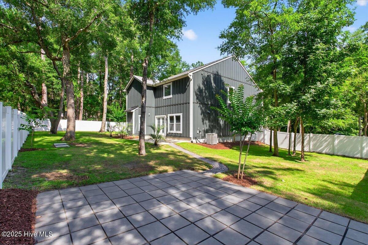 100514096 | Photo 76