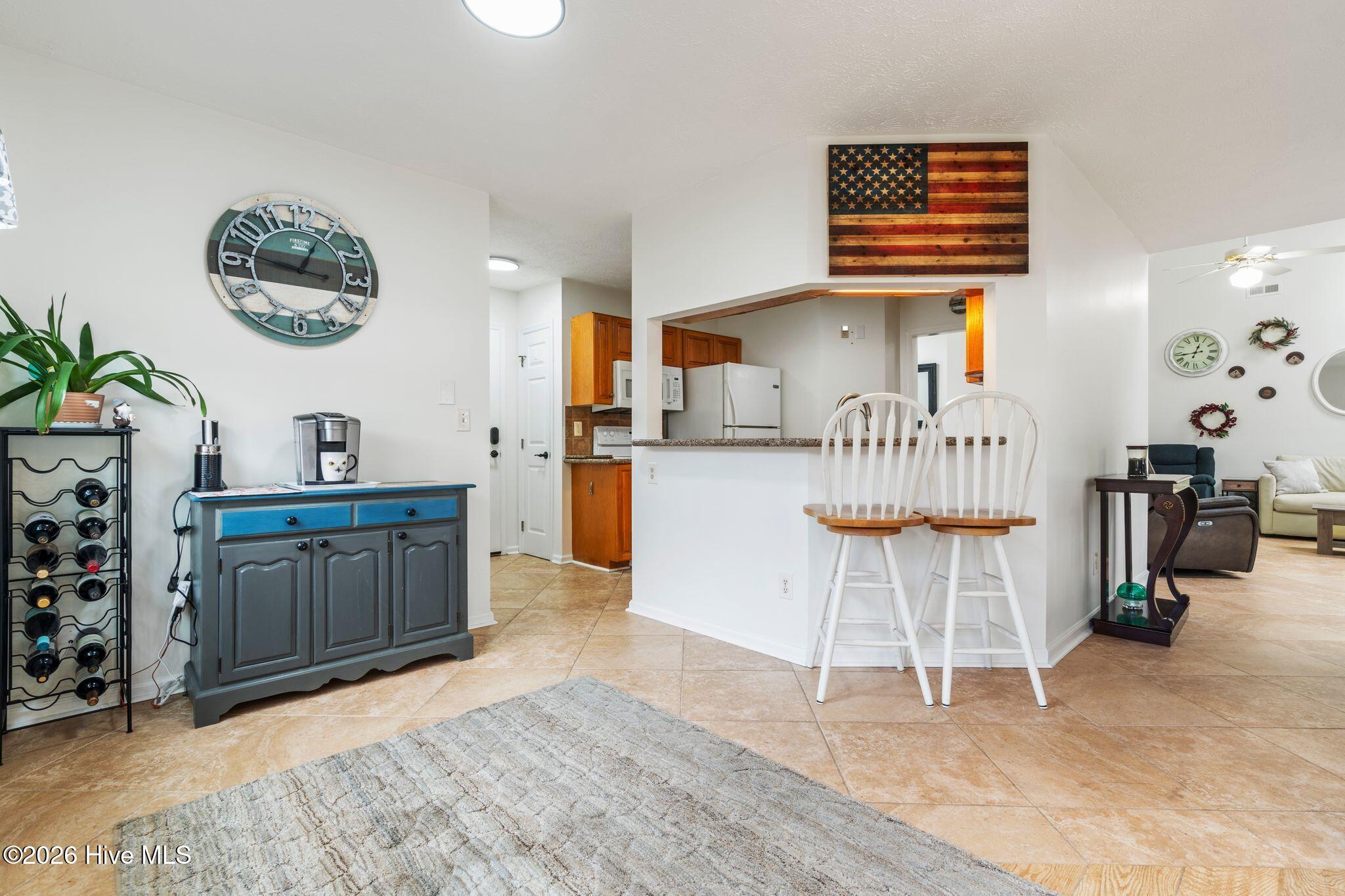 100550579 | Photo 16