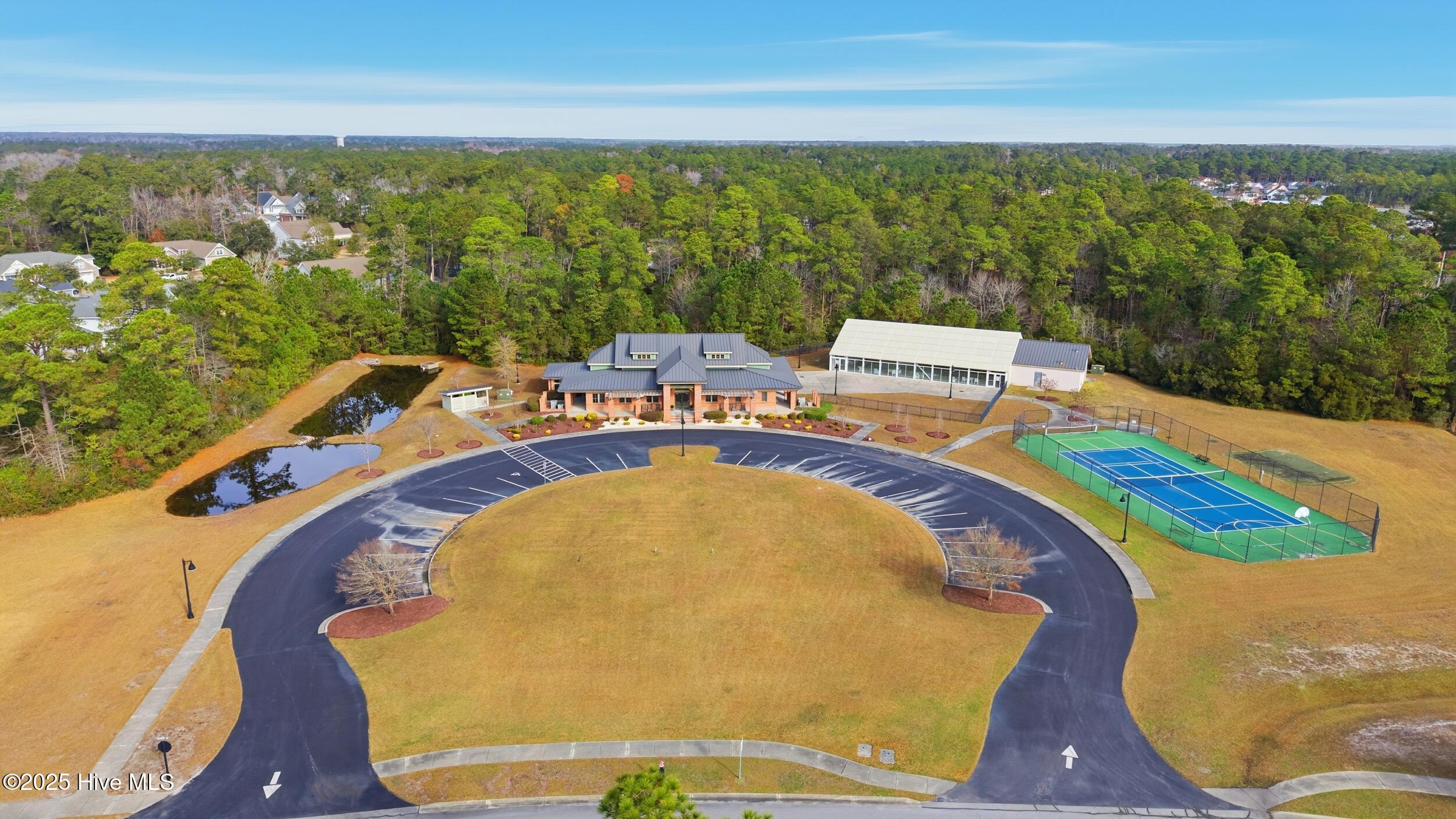 100544454 | Photo 40