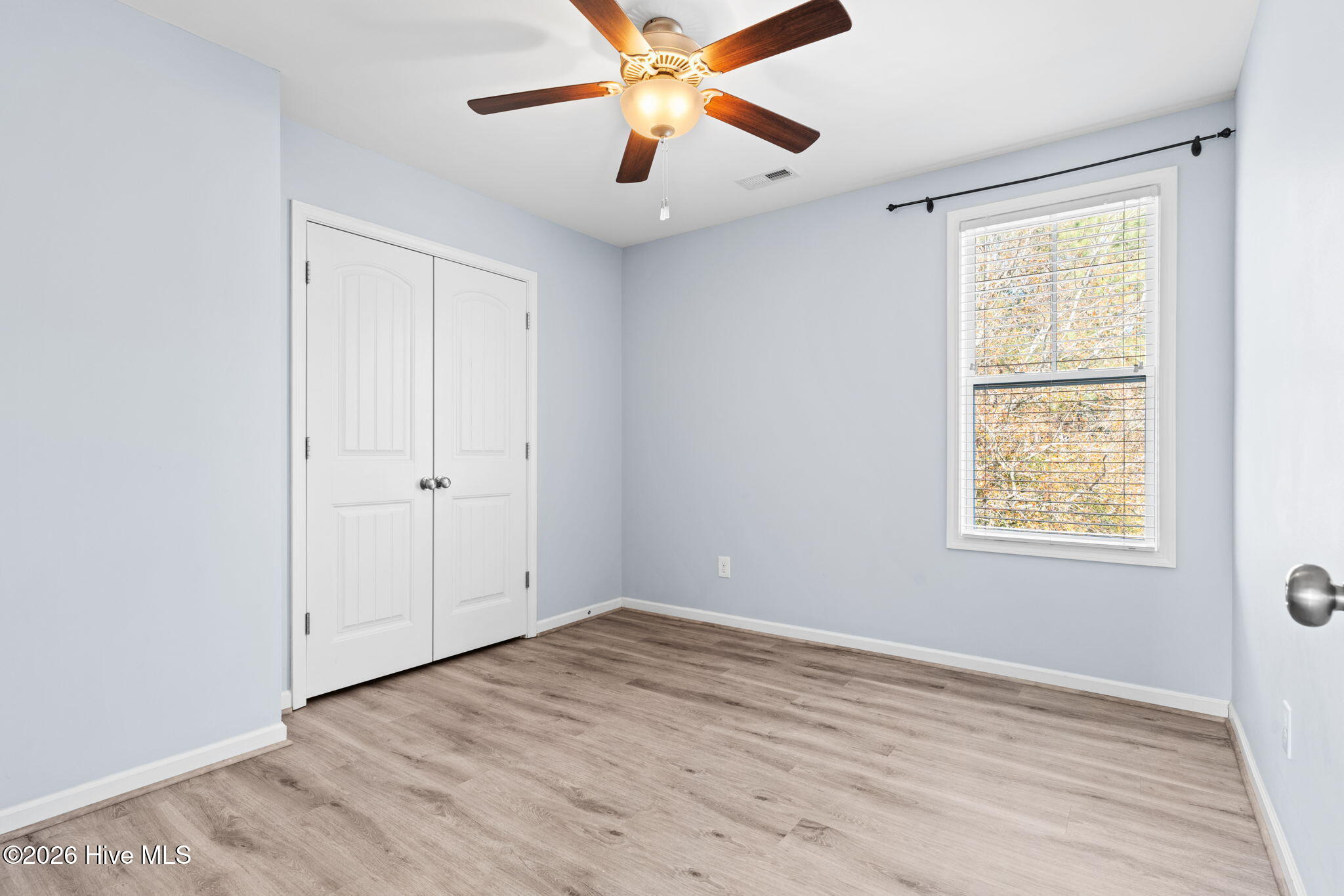 100548776 | Photo 28