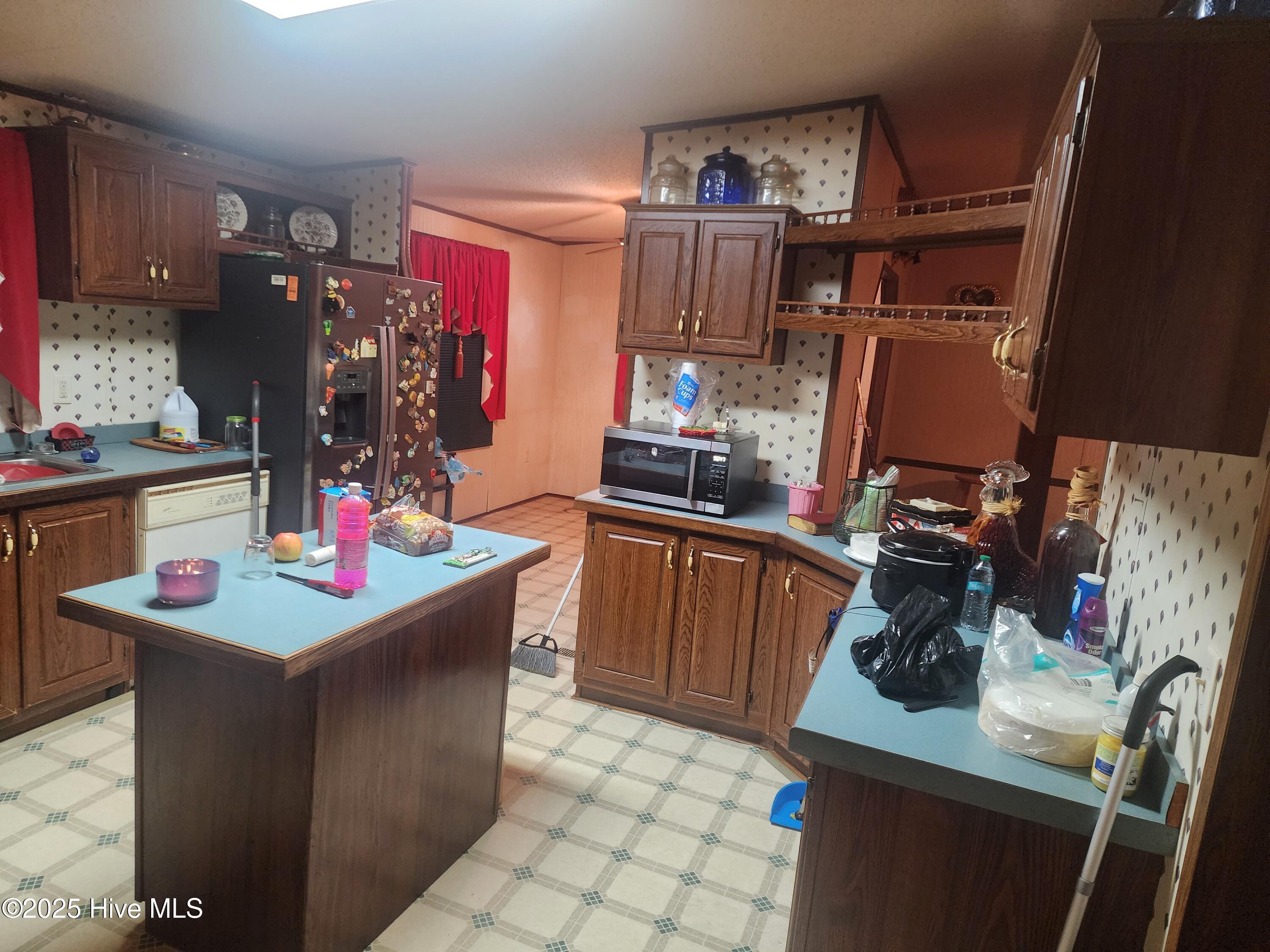 Homes for sale in Burgaw, NC | 585 Sycamore Dr, Burgaw, NC 28425 | MLS# 100523579