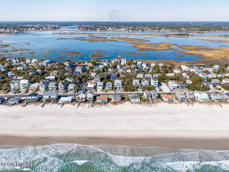 100551394 | Photo 11