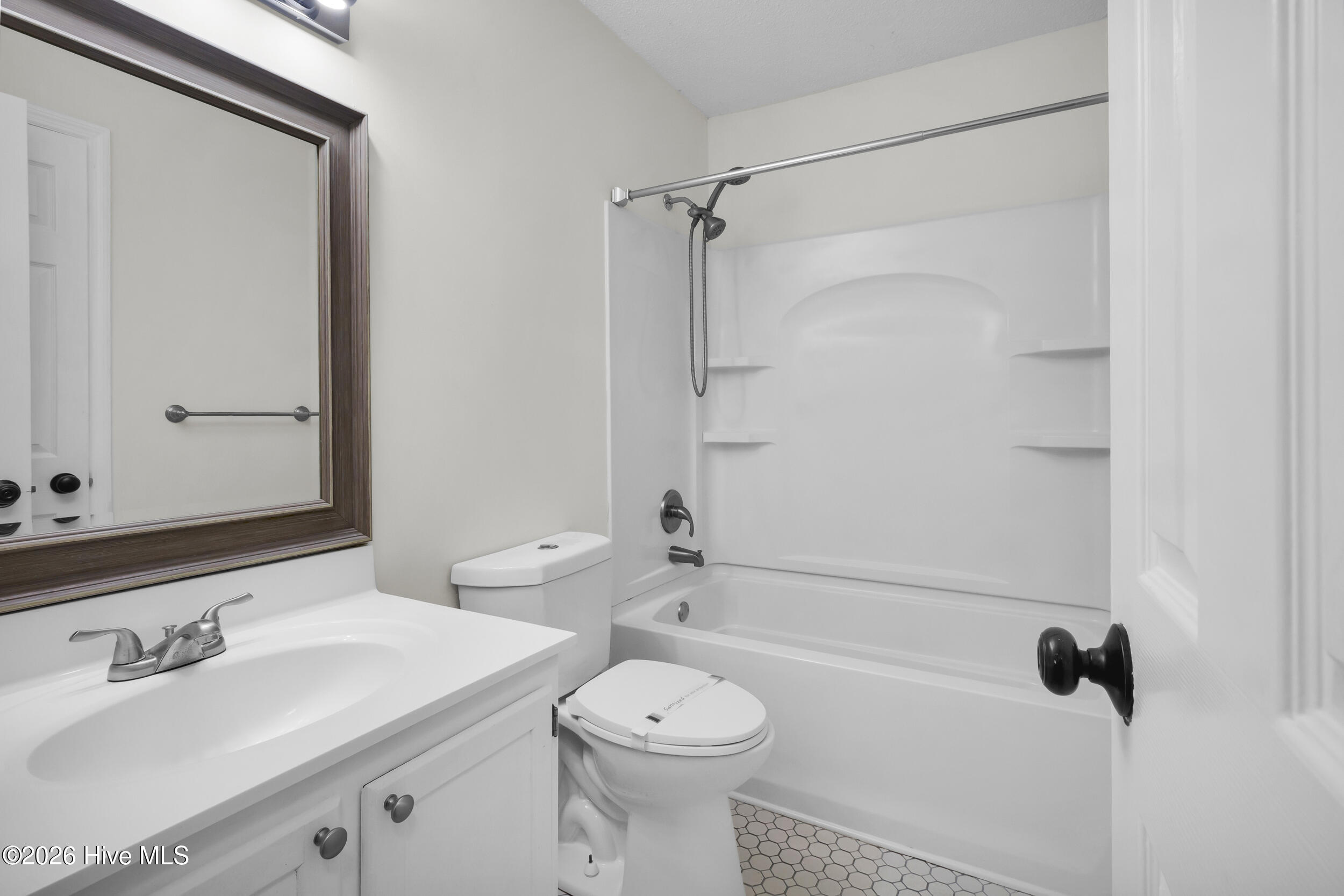 100566556 | Photo 17