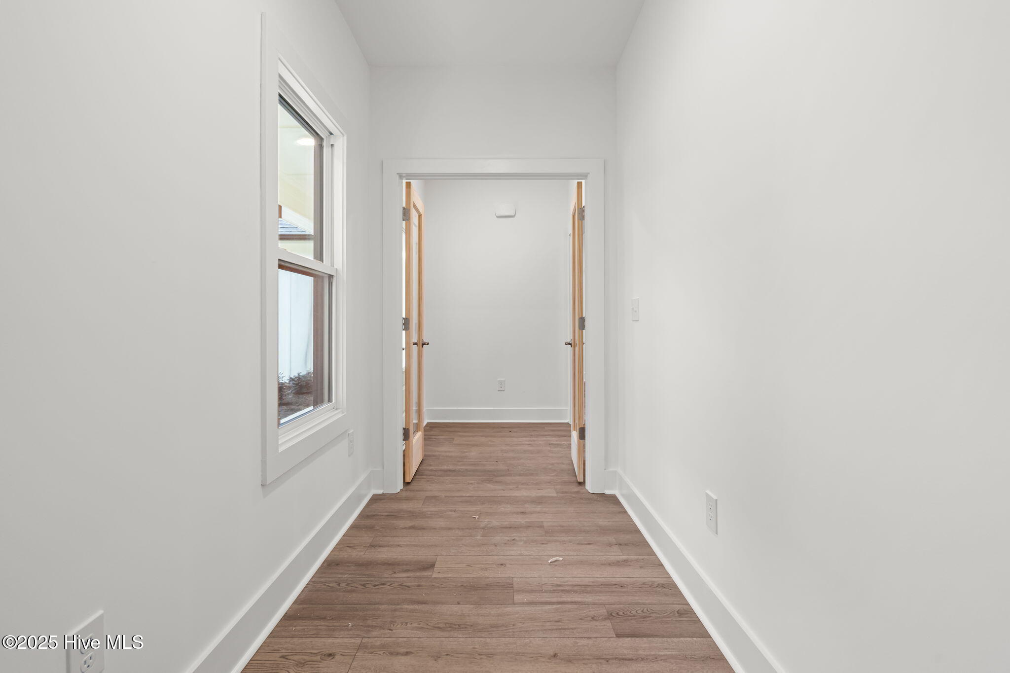 1099 Ring Road