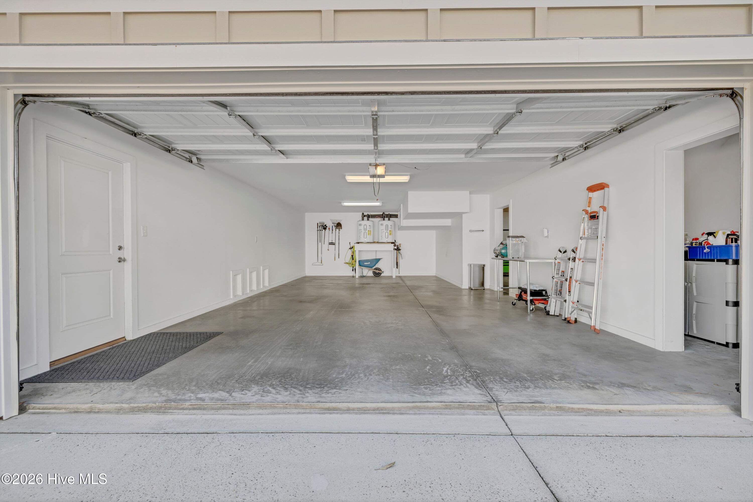 100551547 | Photo 28