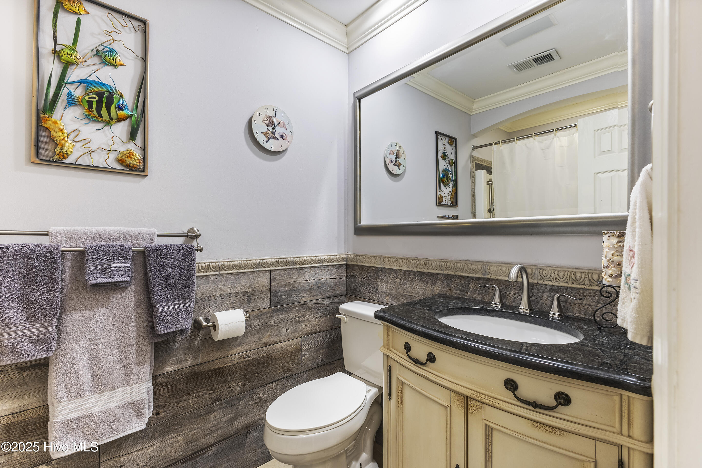 100504444 | Photo 20