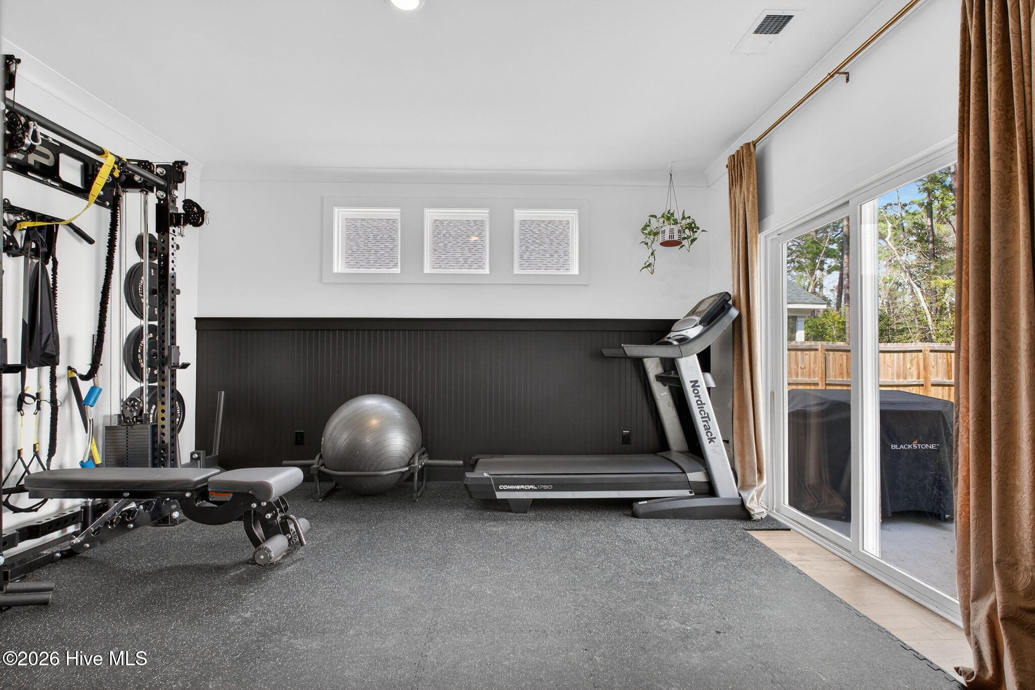 100559815 | Photo 28