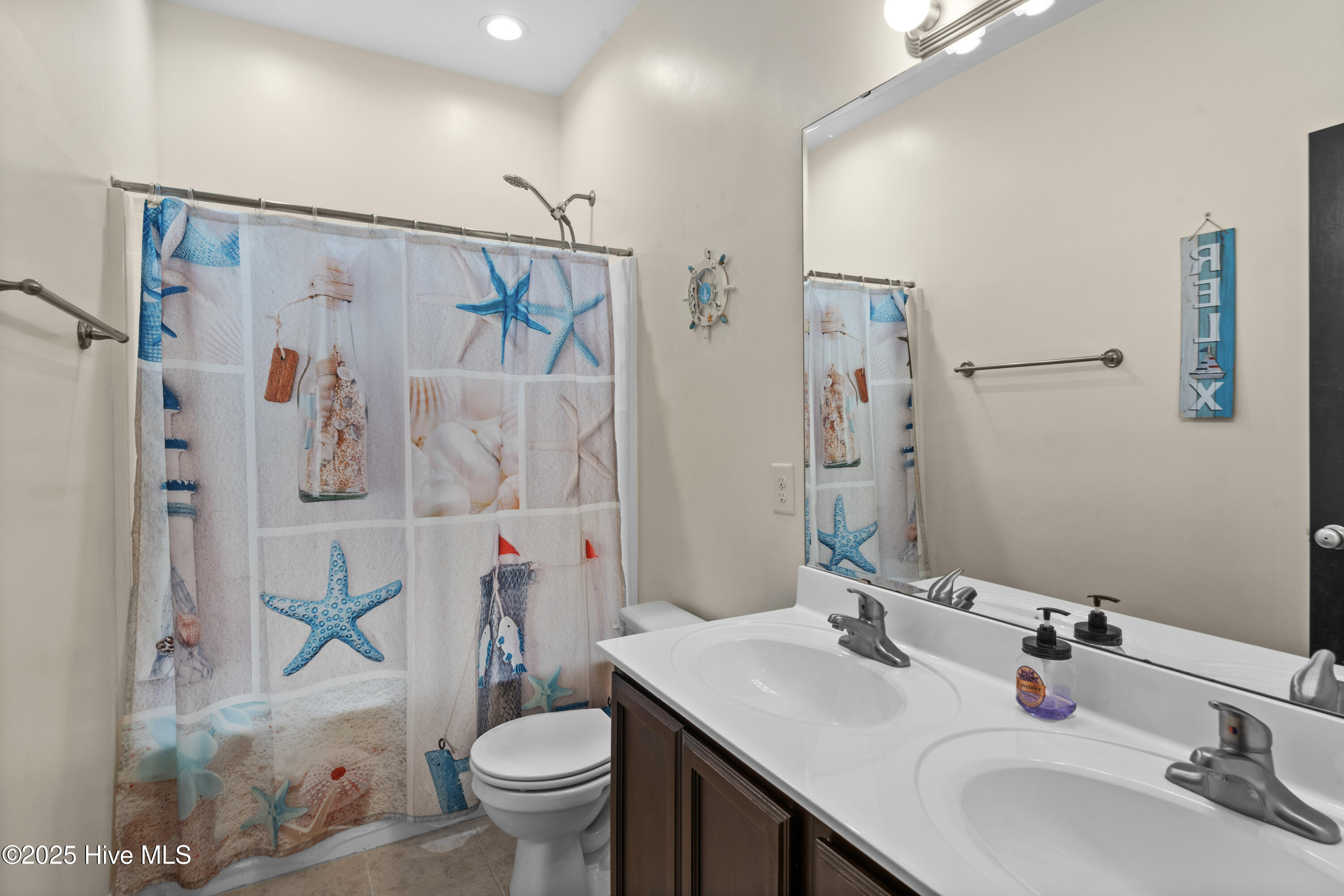 100530056 | Photo 28