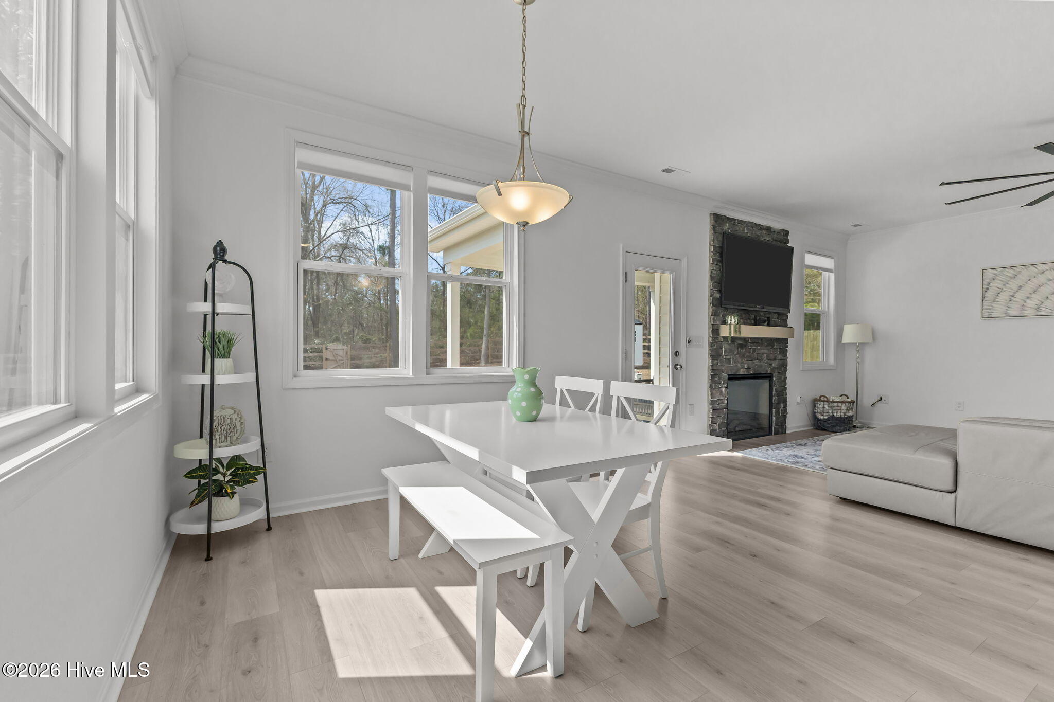 12-web-or-mls-AZ3A2469