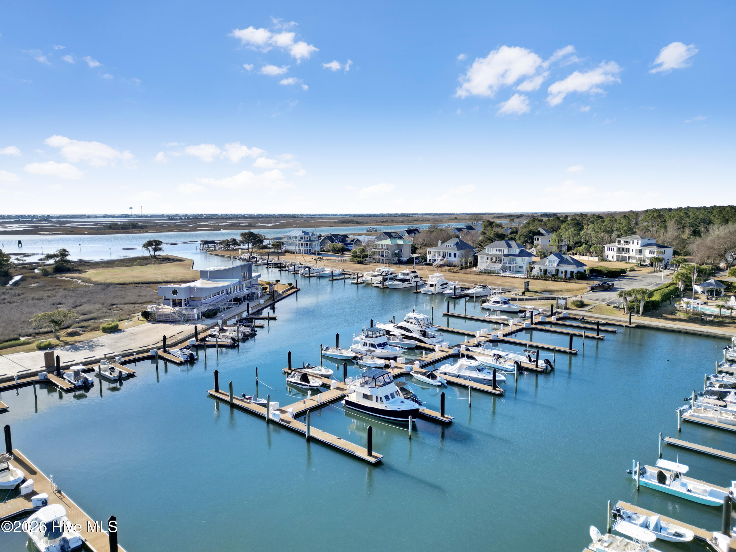 100550645 | Photo 53