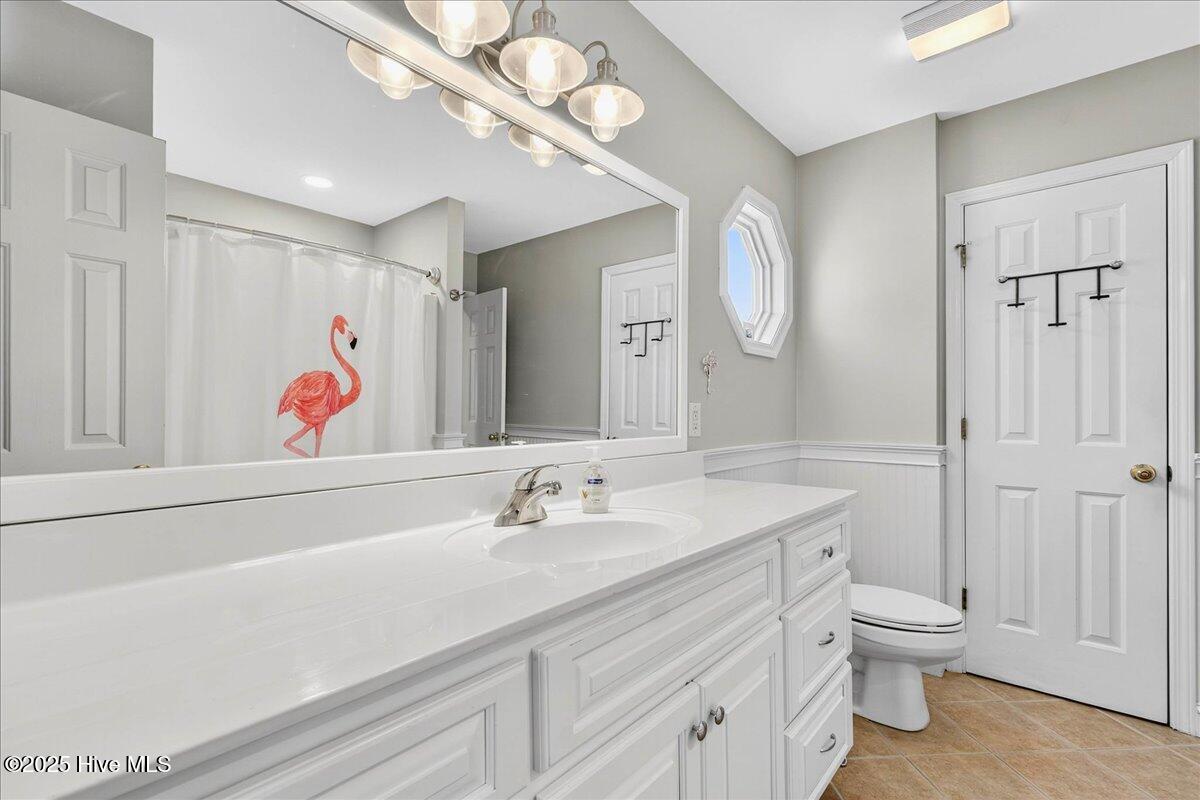 100515123 | Photo 37