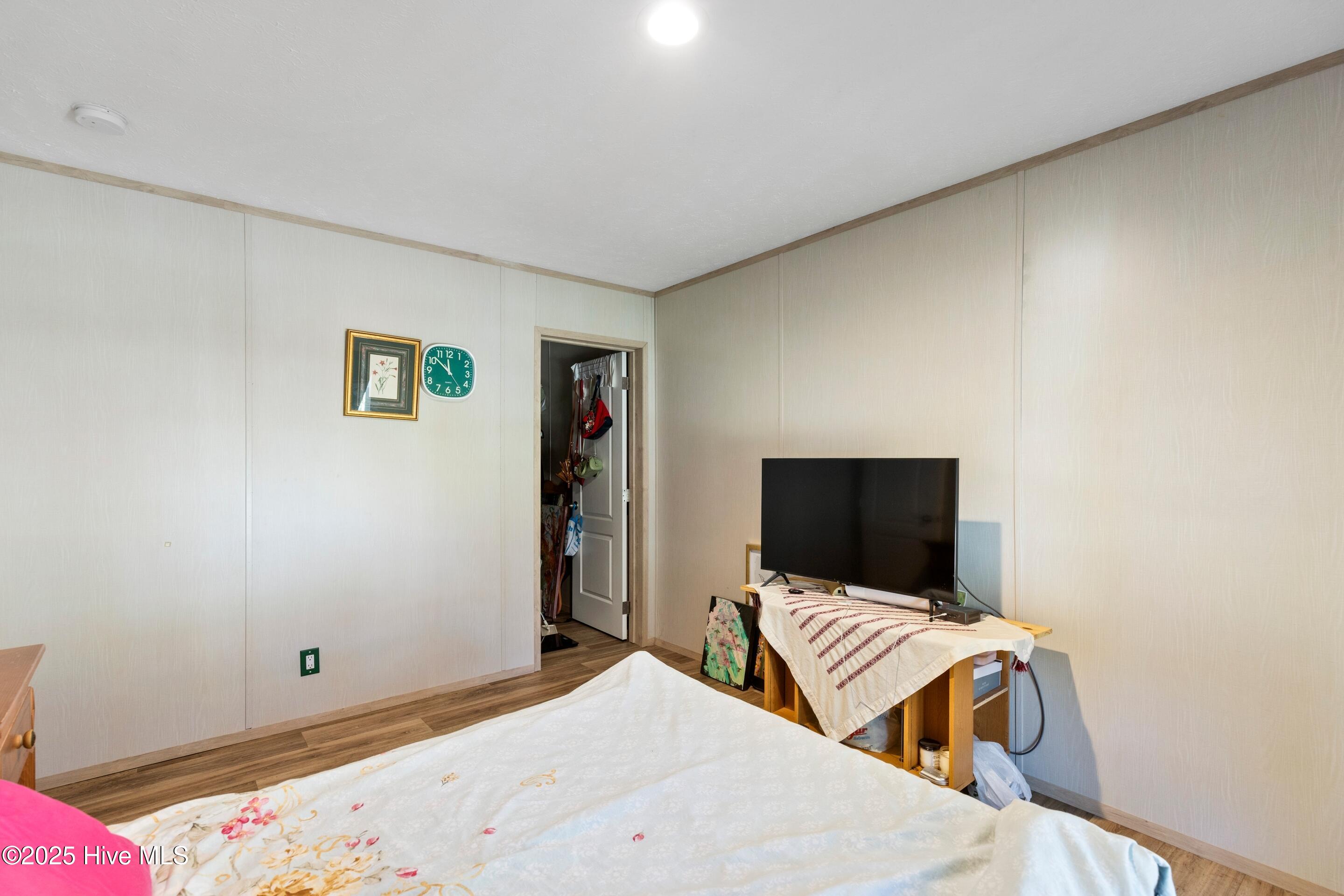 100542146 | Photo 37