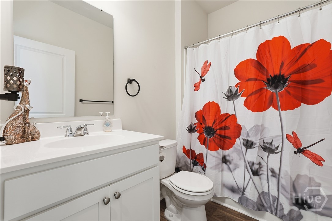 Full bathroom