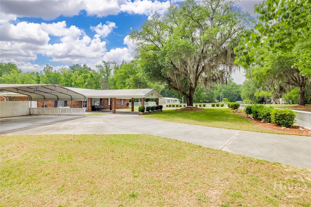 440 Pecan front