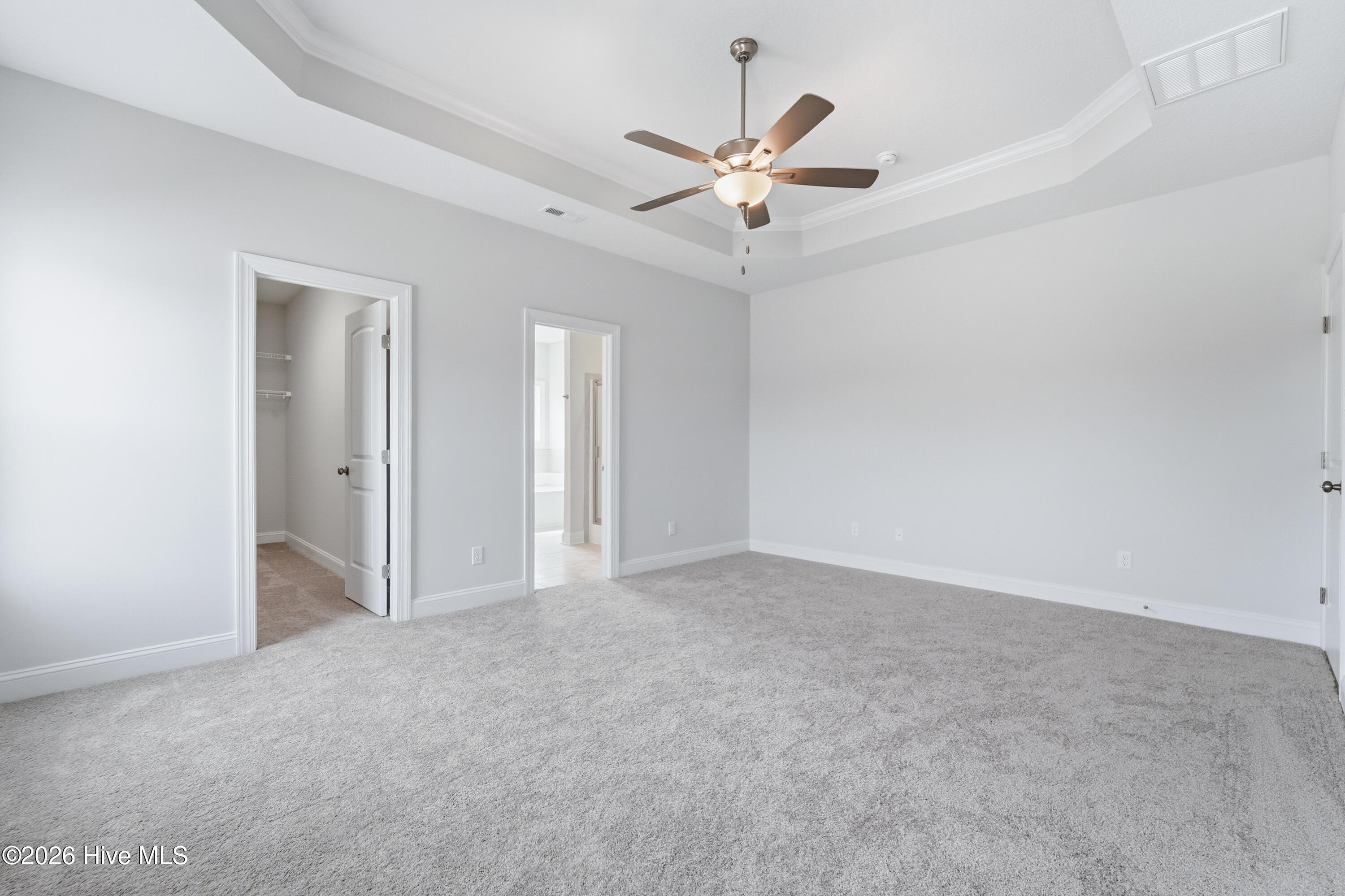 100525562 | Photo 16