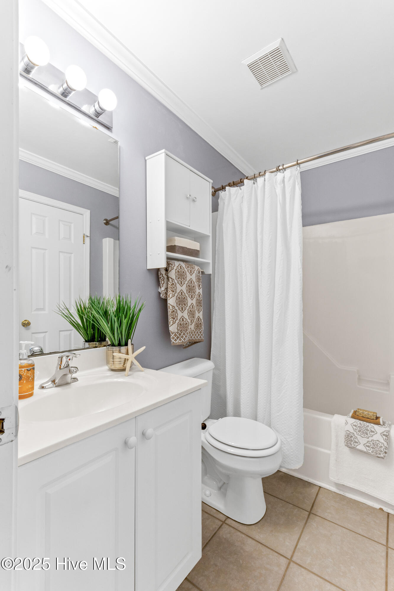 100535328 | Photo 13