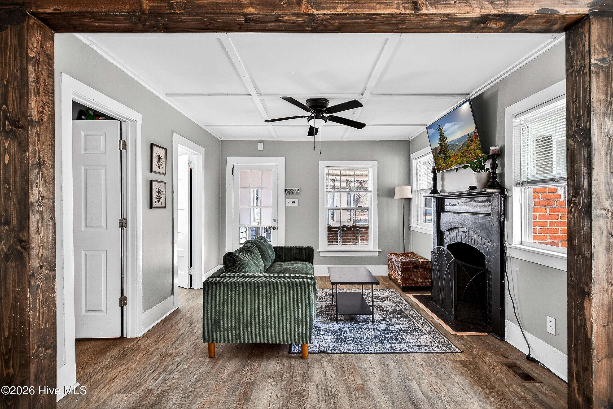 1527 Riggs Road,Maysville