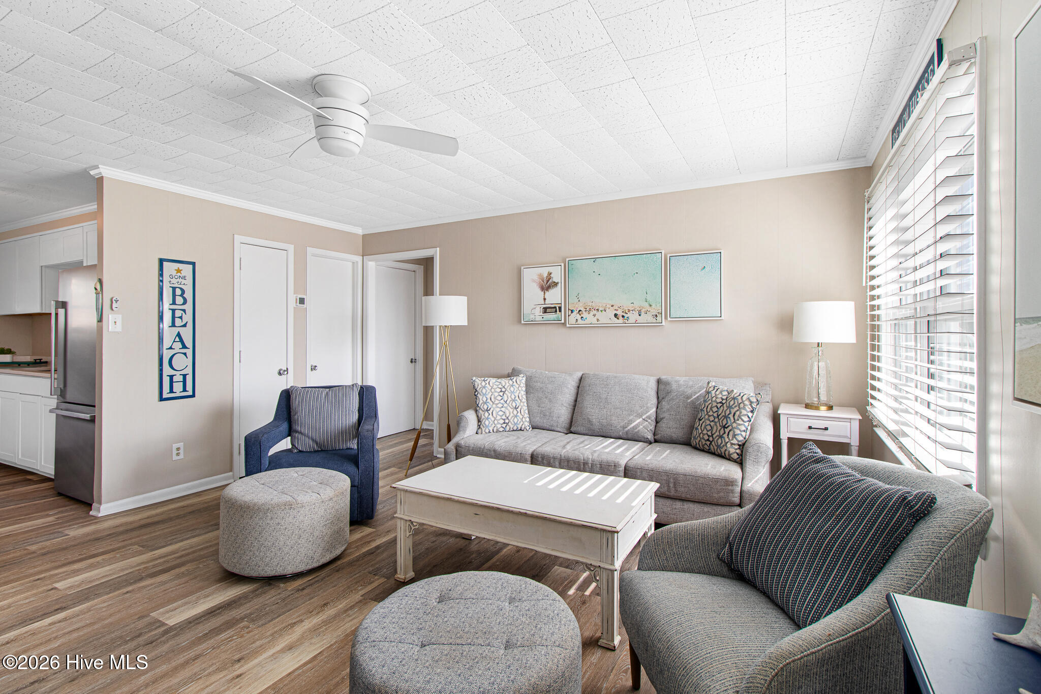 100553851 | Photo 15