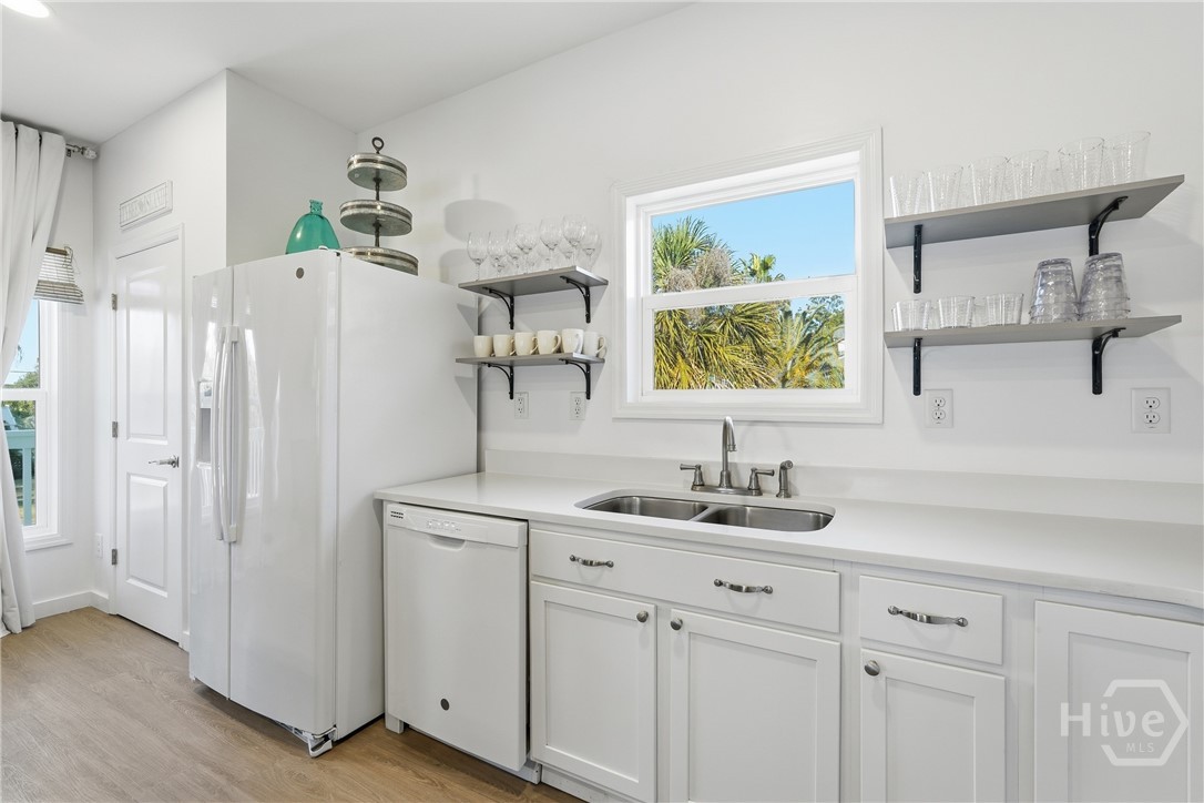 Homes for sale in Tybee Island, GA | 1210 Bay St, Tybee Island, GA 31328 | MLS# SA346050