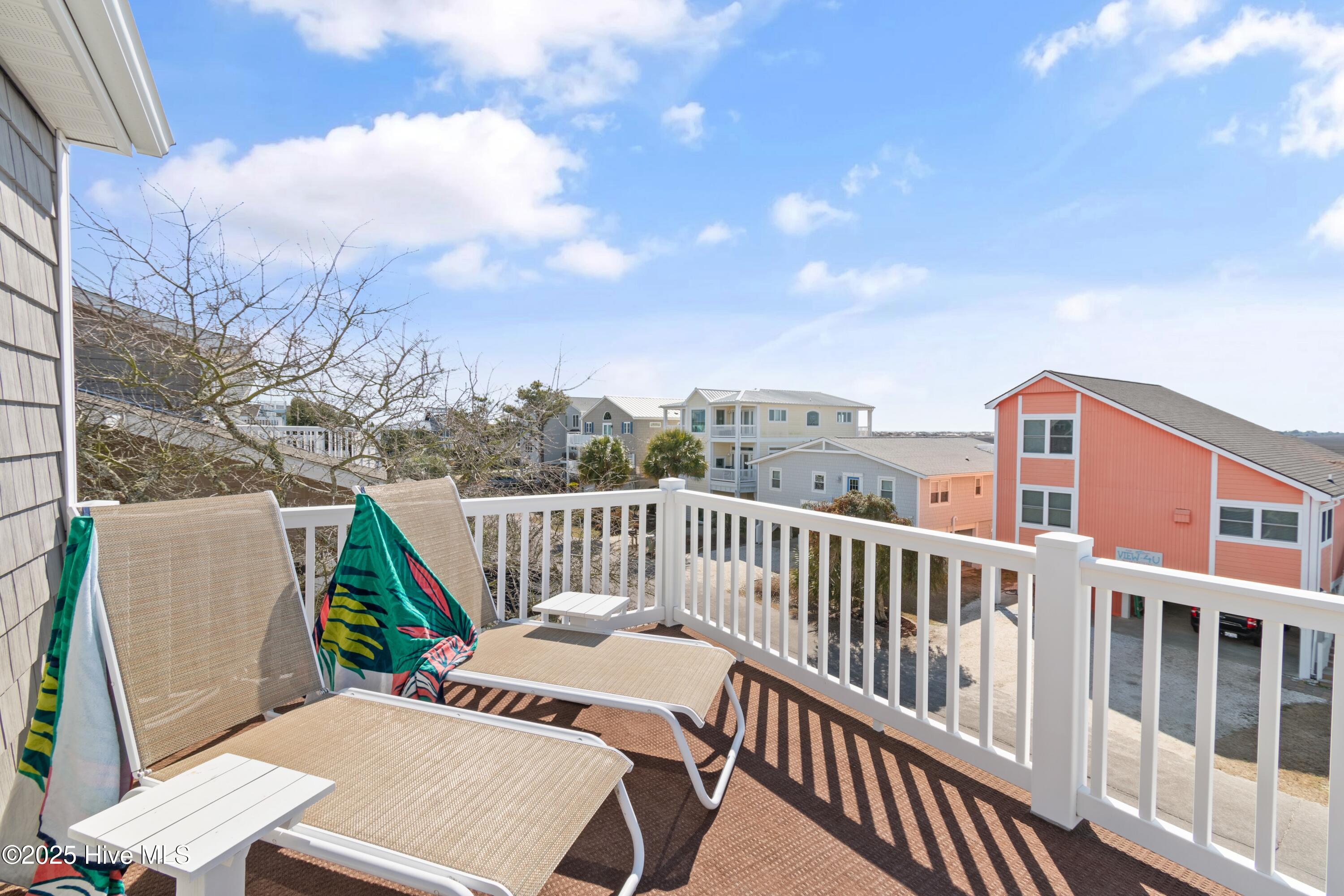 100520604 | Photo 52