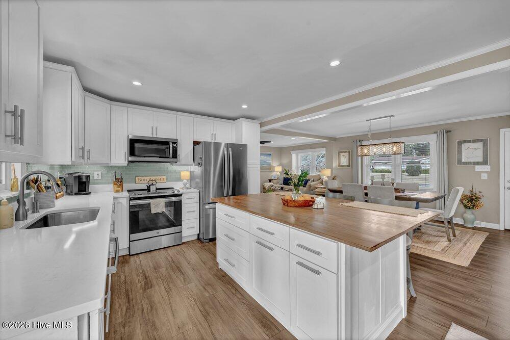 100551838 | Photo 12