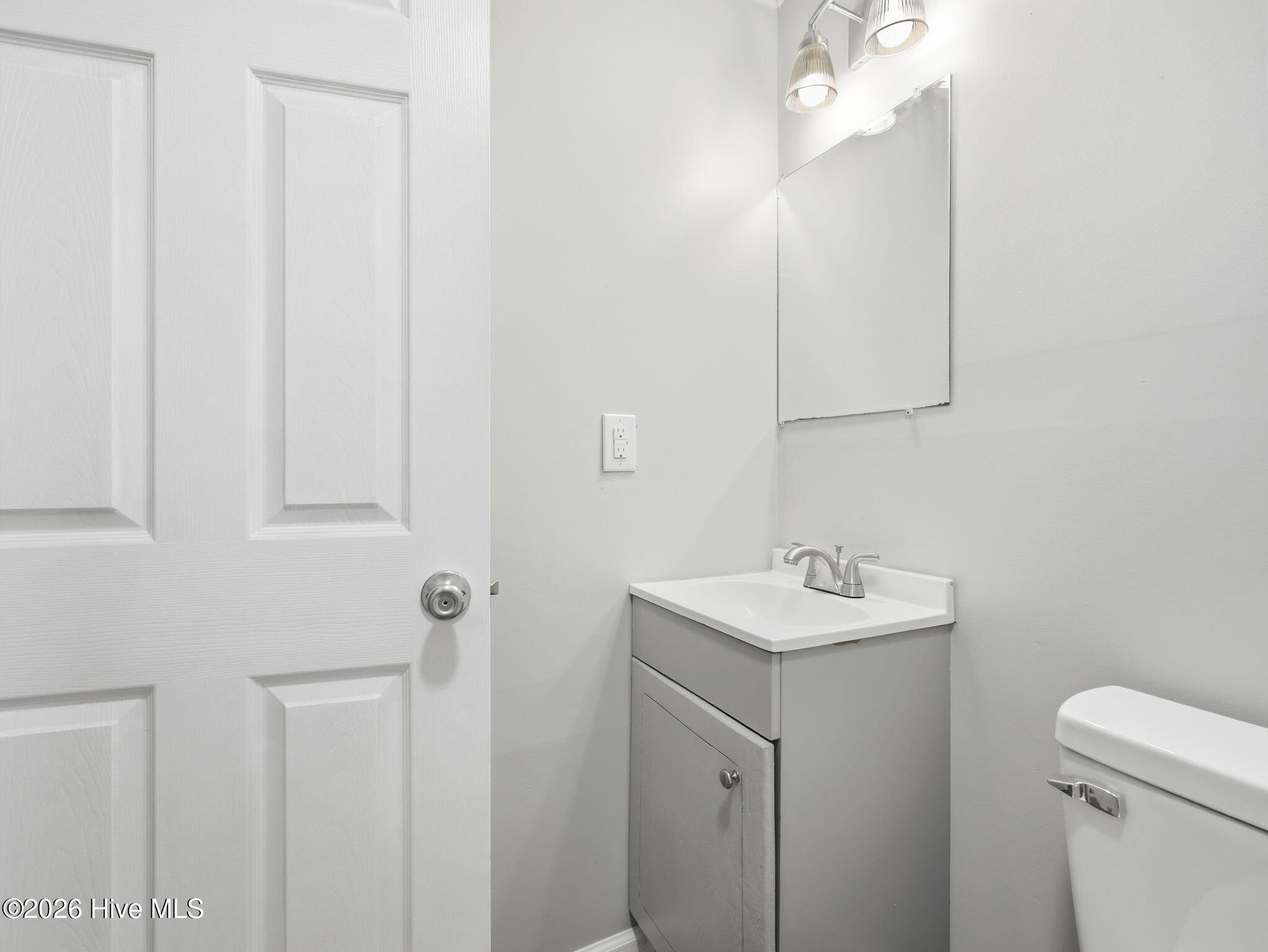 2534 White Oak River Road,Maysville