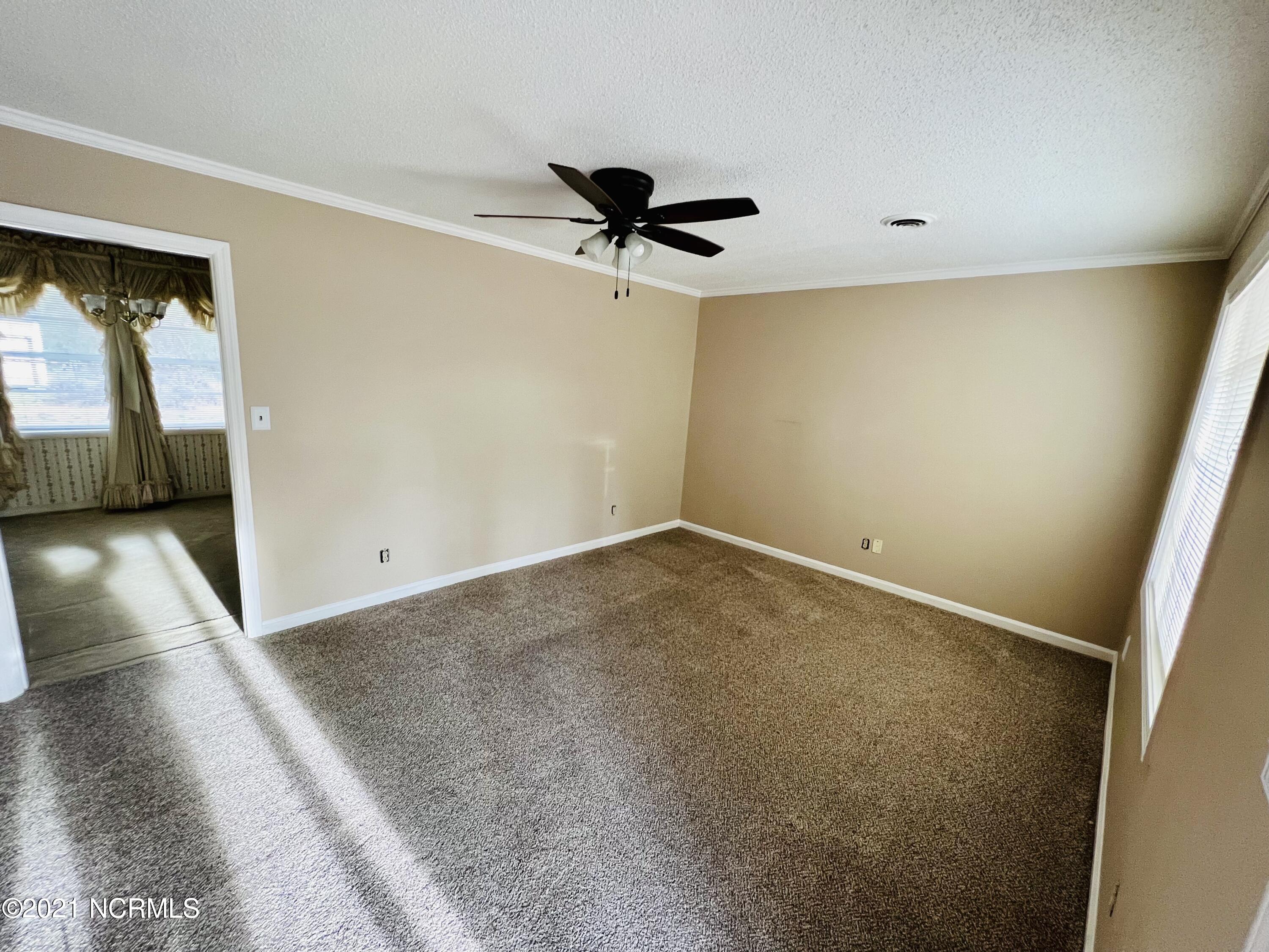 104 Howell Drive, Jacksonville, NC 28540 – photo 3