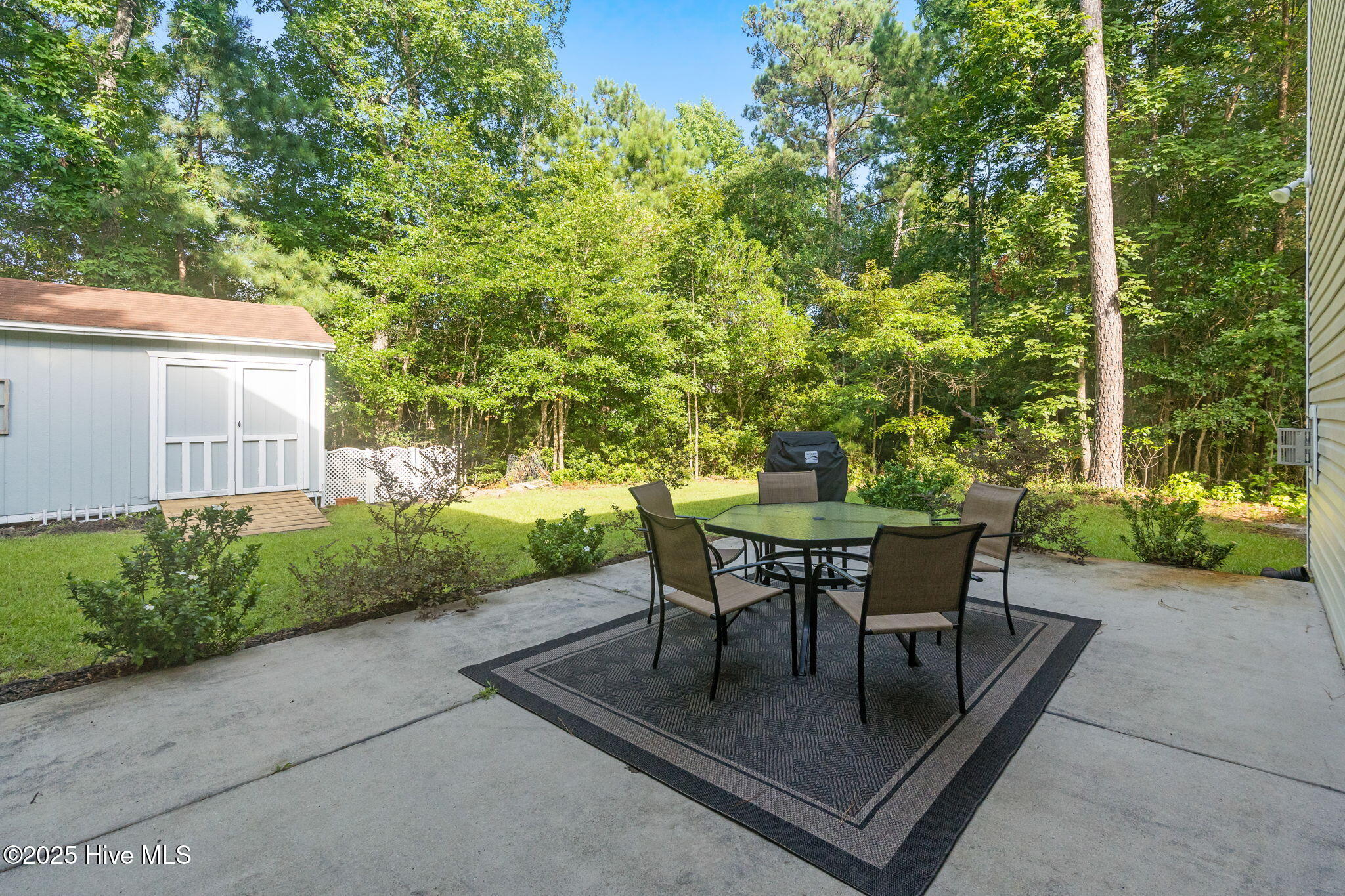 100521115 | Photo 59