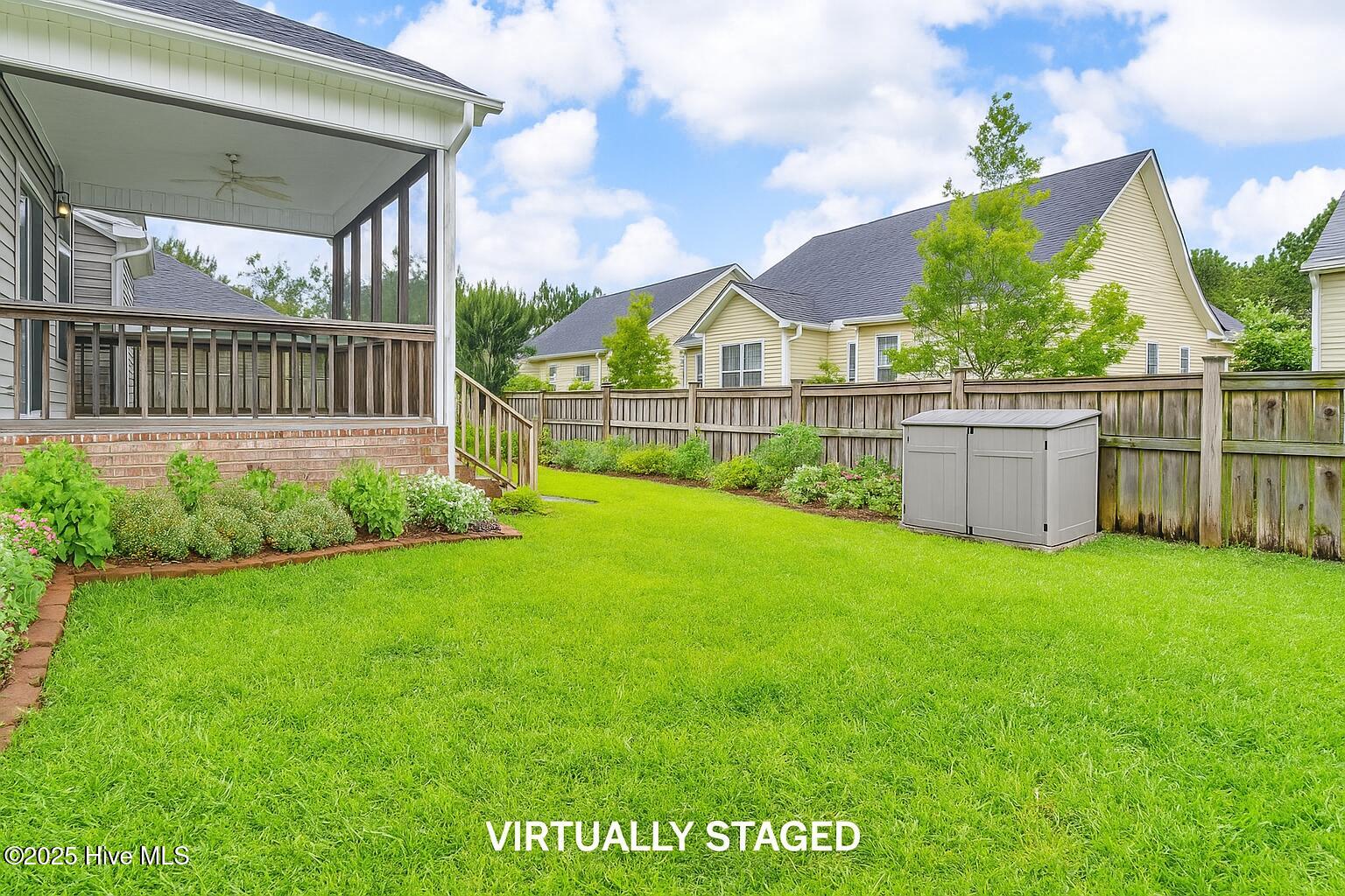 100513832 | Photo 41