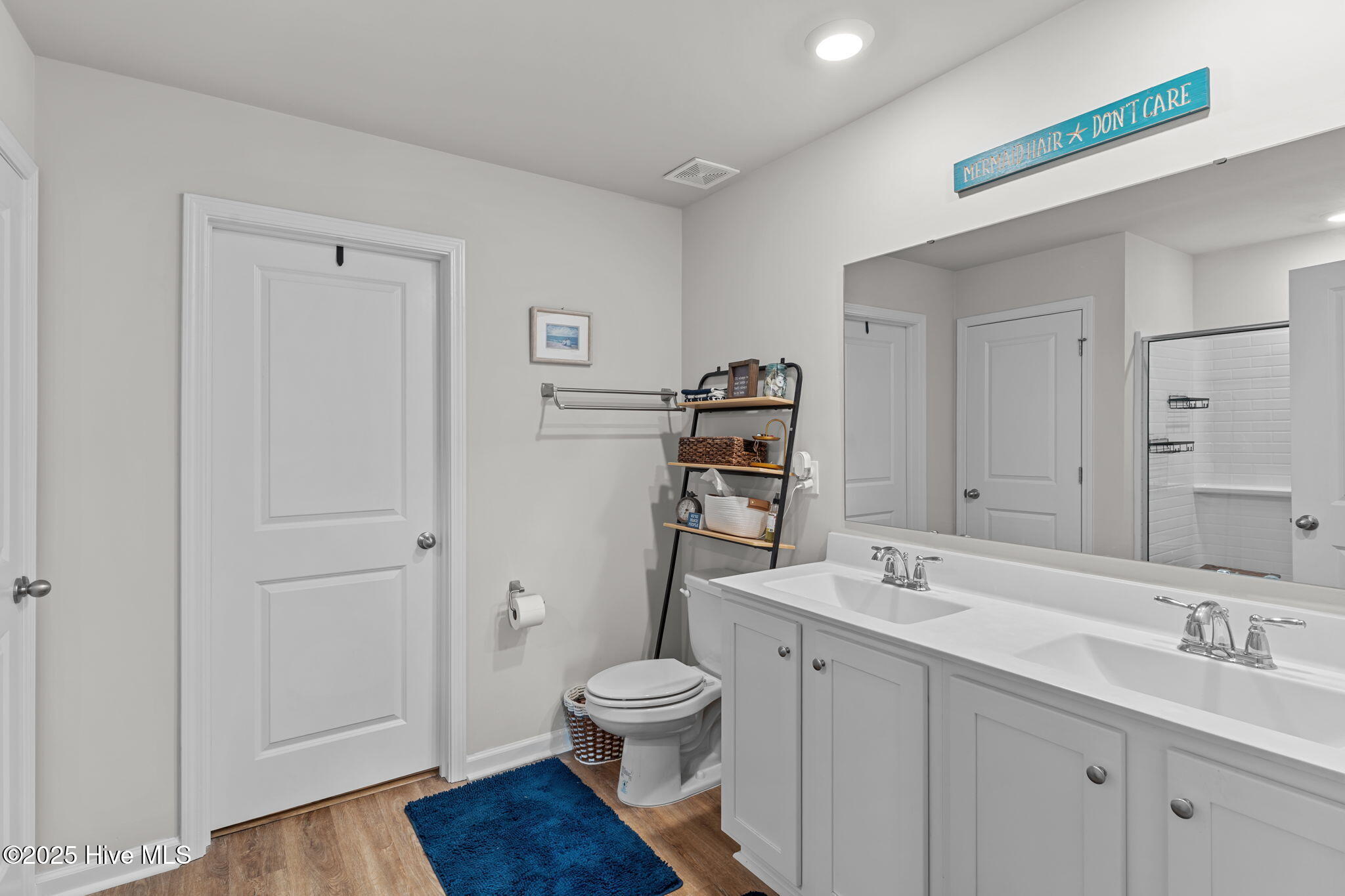 100529312 | Photo 32