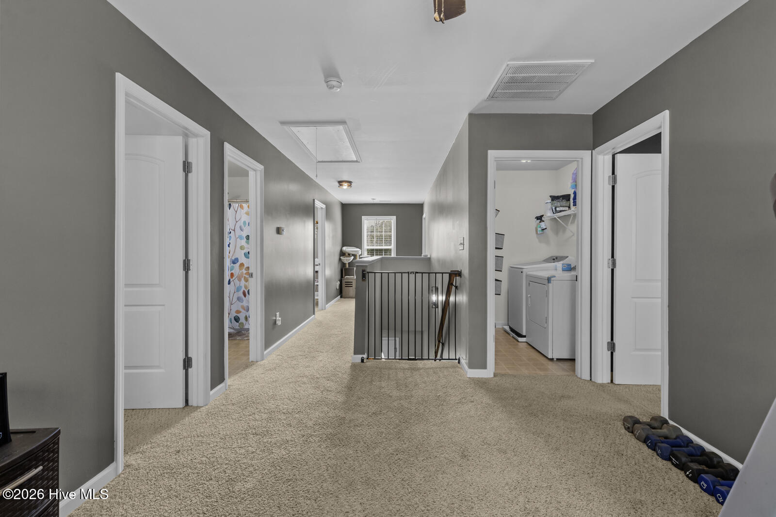 100563152 | Photo 20