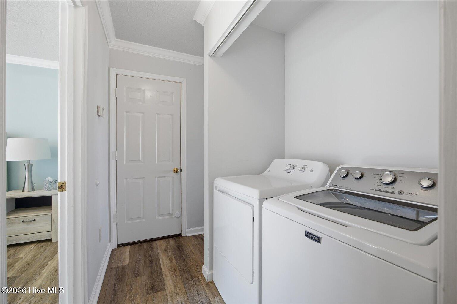 100570154 | Photo 49