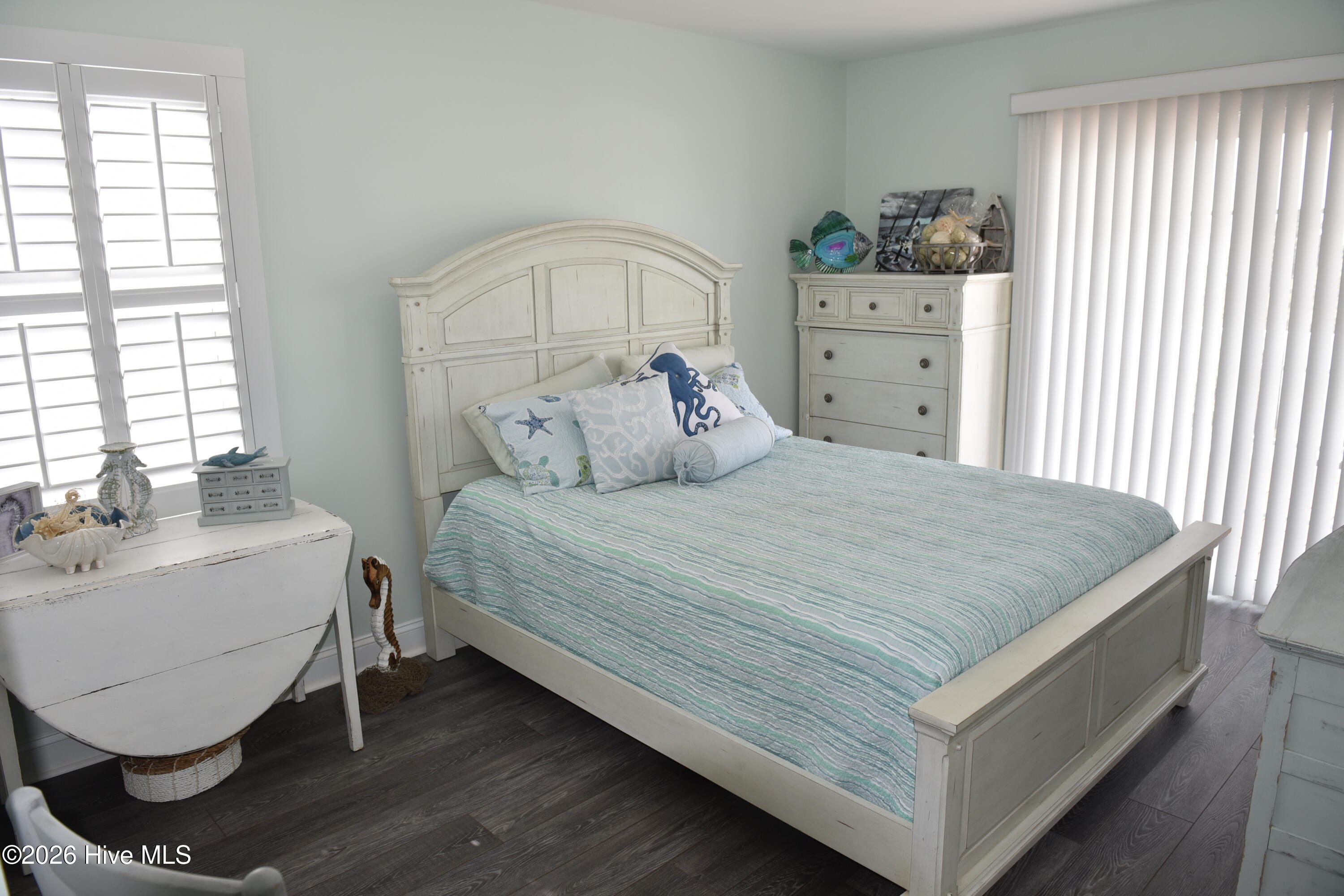 100559366 | Photo 30