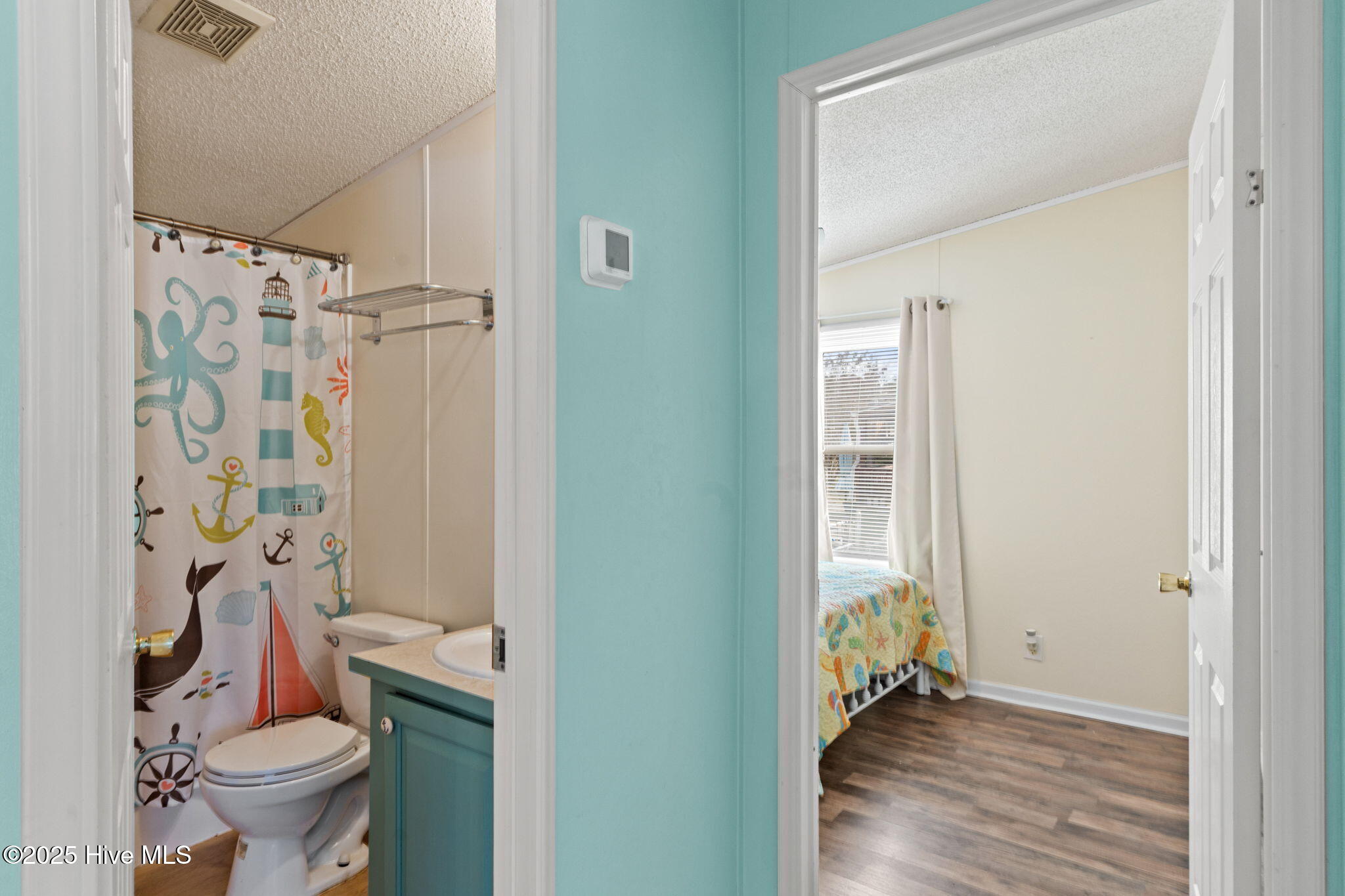 2228 Lakeside Avenue SW, Supply, NC 28462 – photo 22: Hall