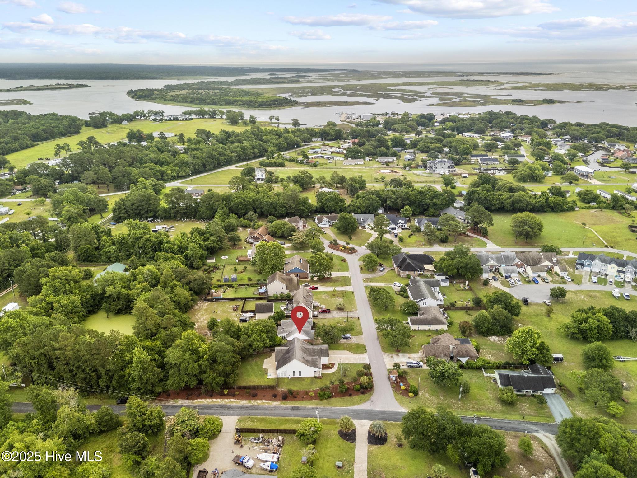 100512903 | Photo 75