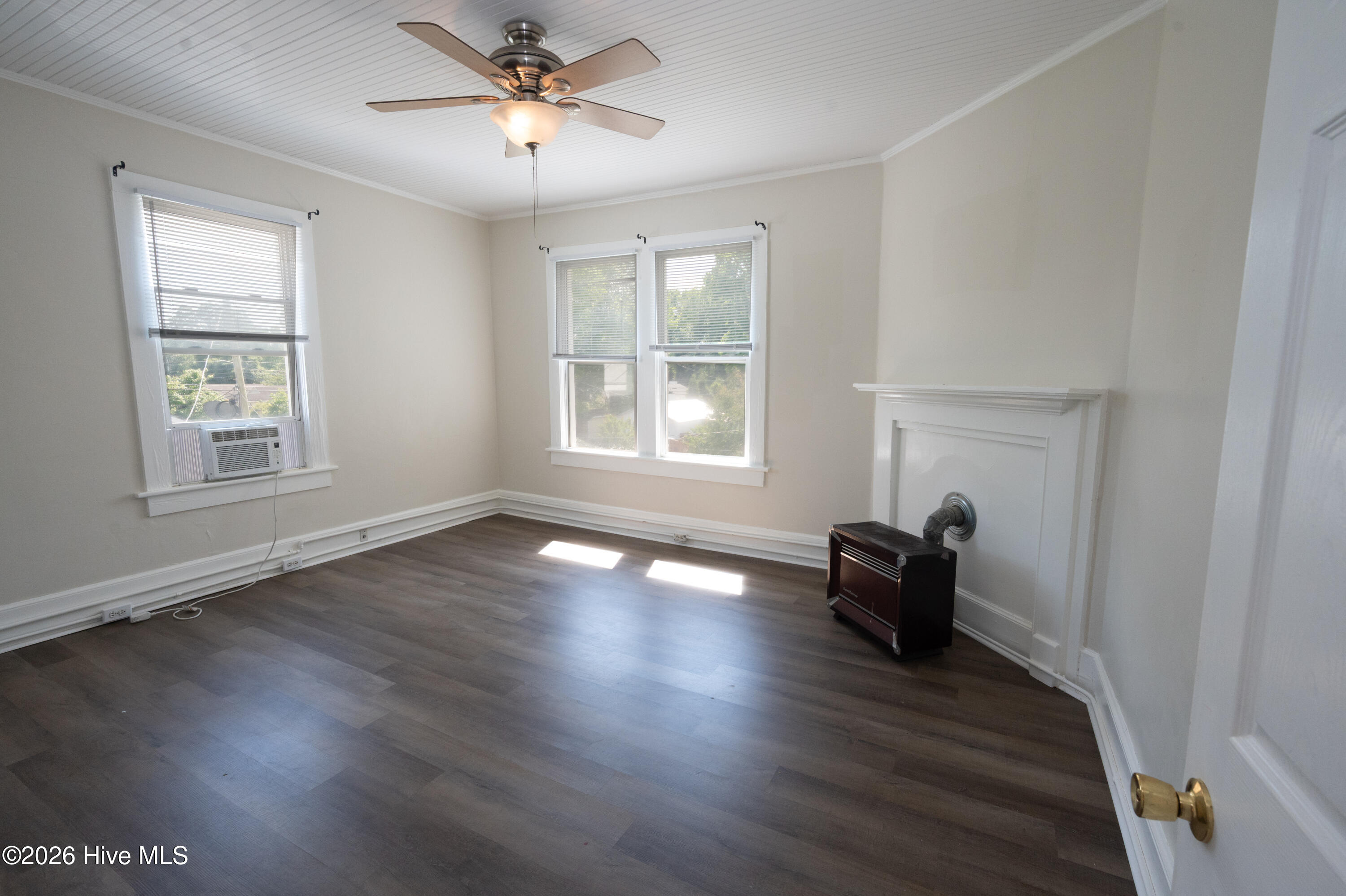 1821 Spencer Ave_B-12