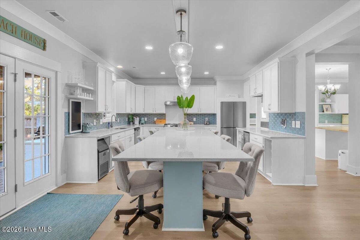 100551826 | Photo 11