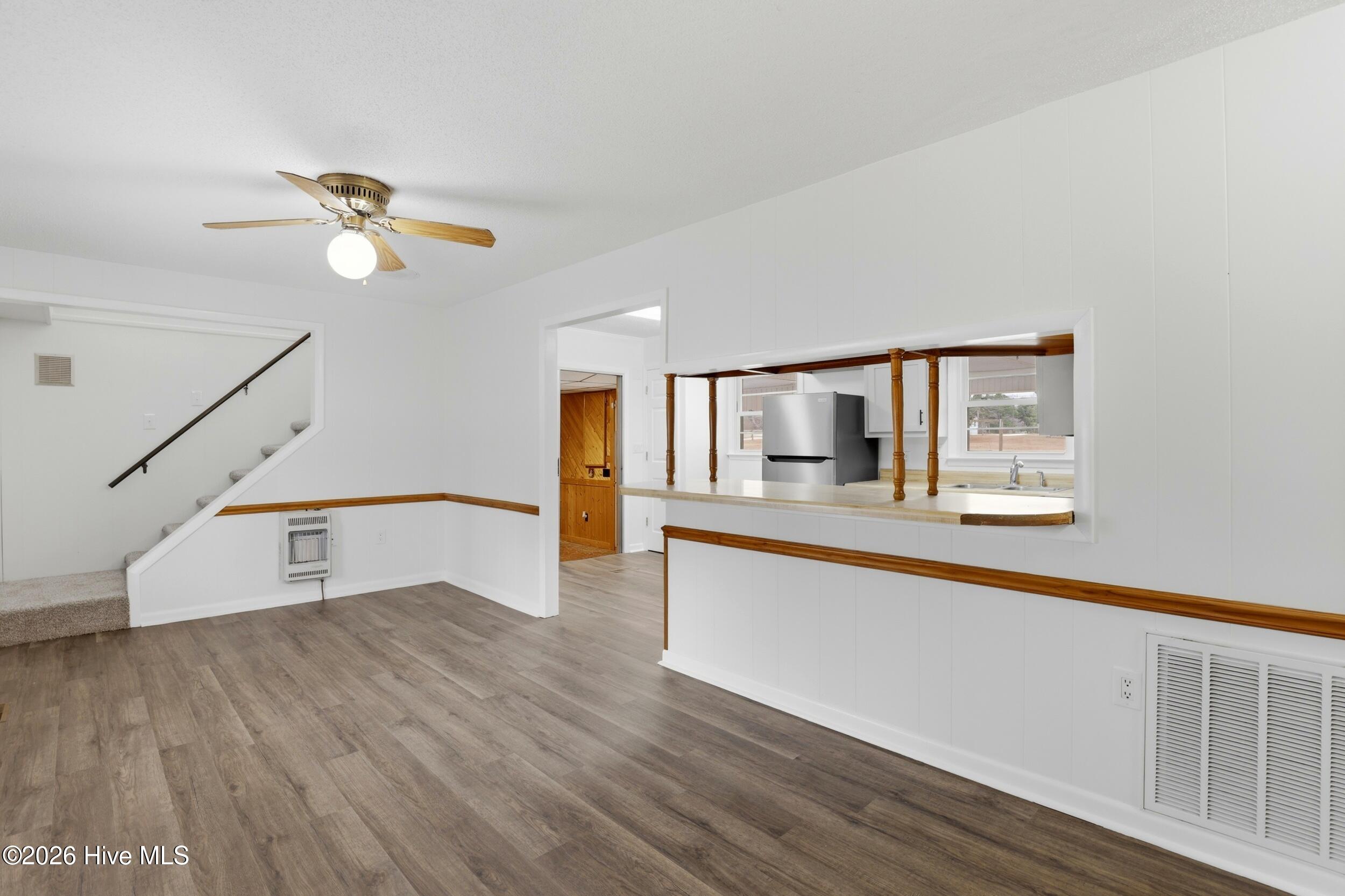 100561311 | Photo 15