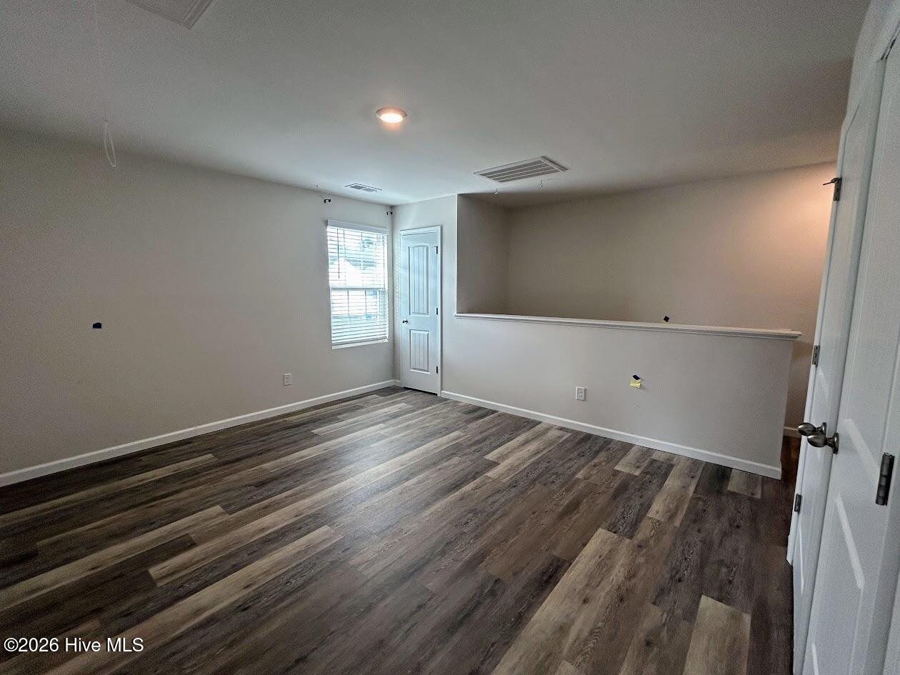 100562771 | Photo 16